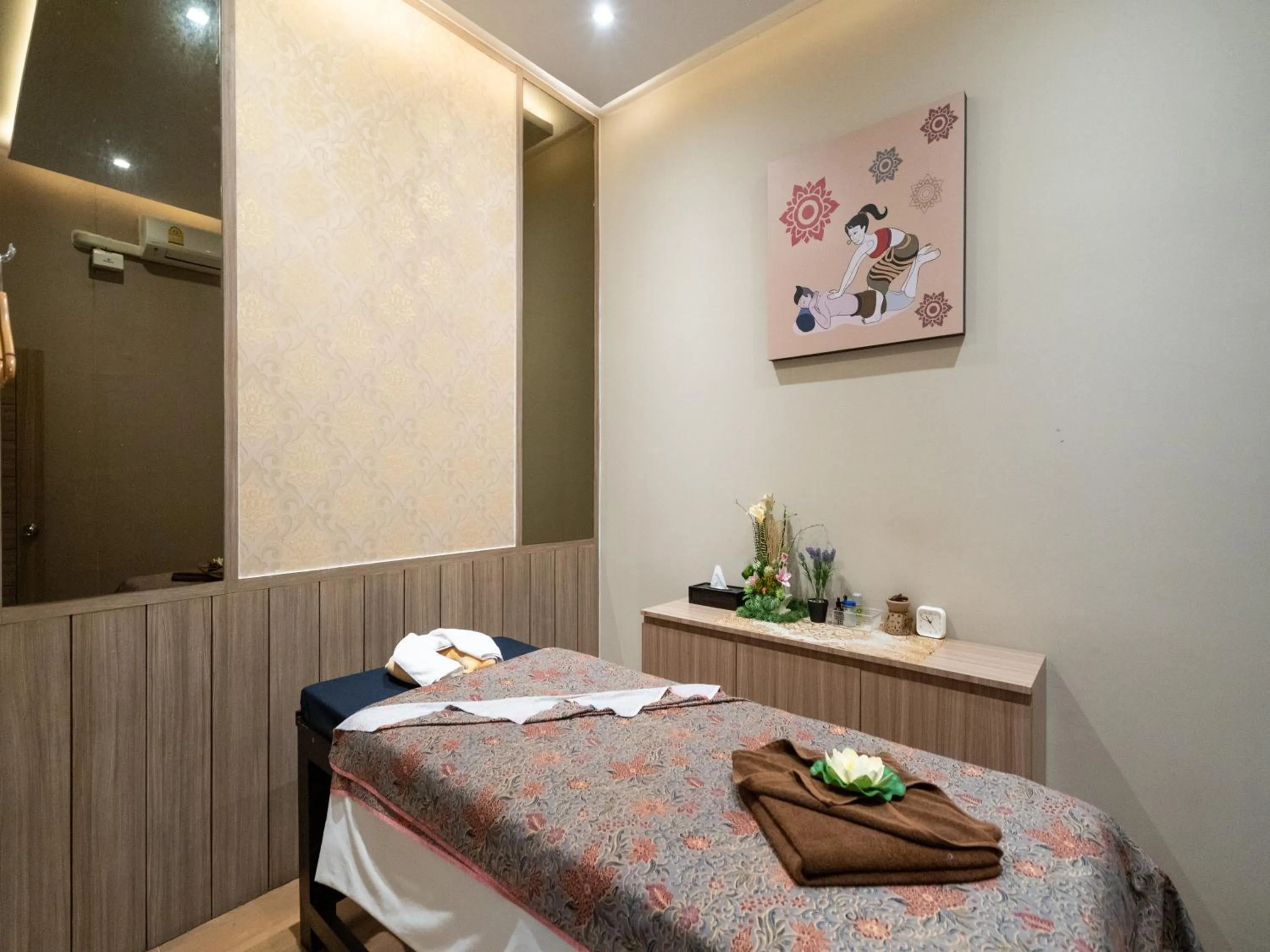 Spa and wellness centre/facilities in Patong Bay Residence