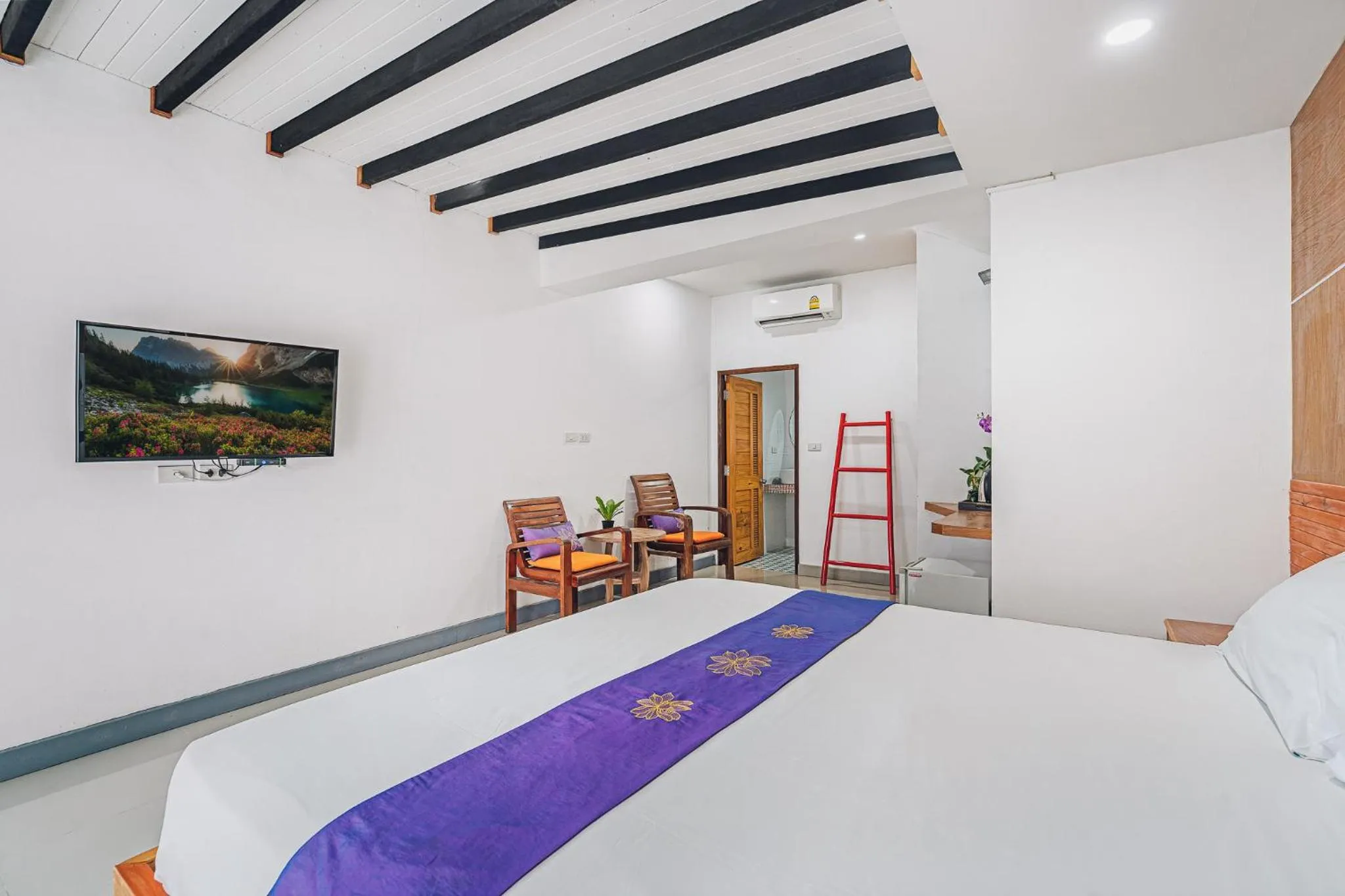 Bed in The Villager Fishermans Village