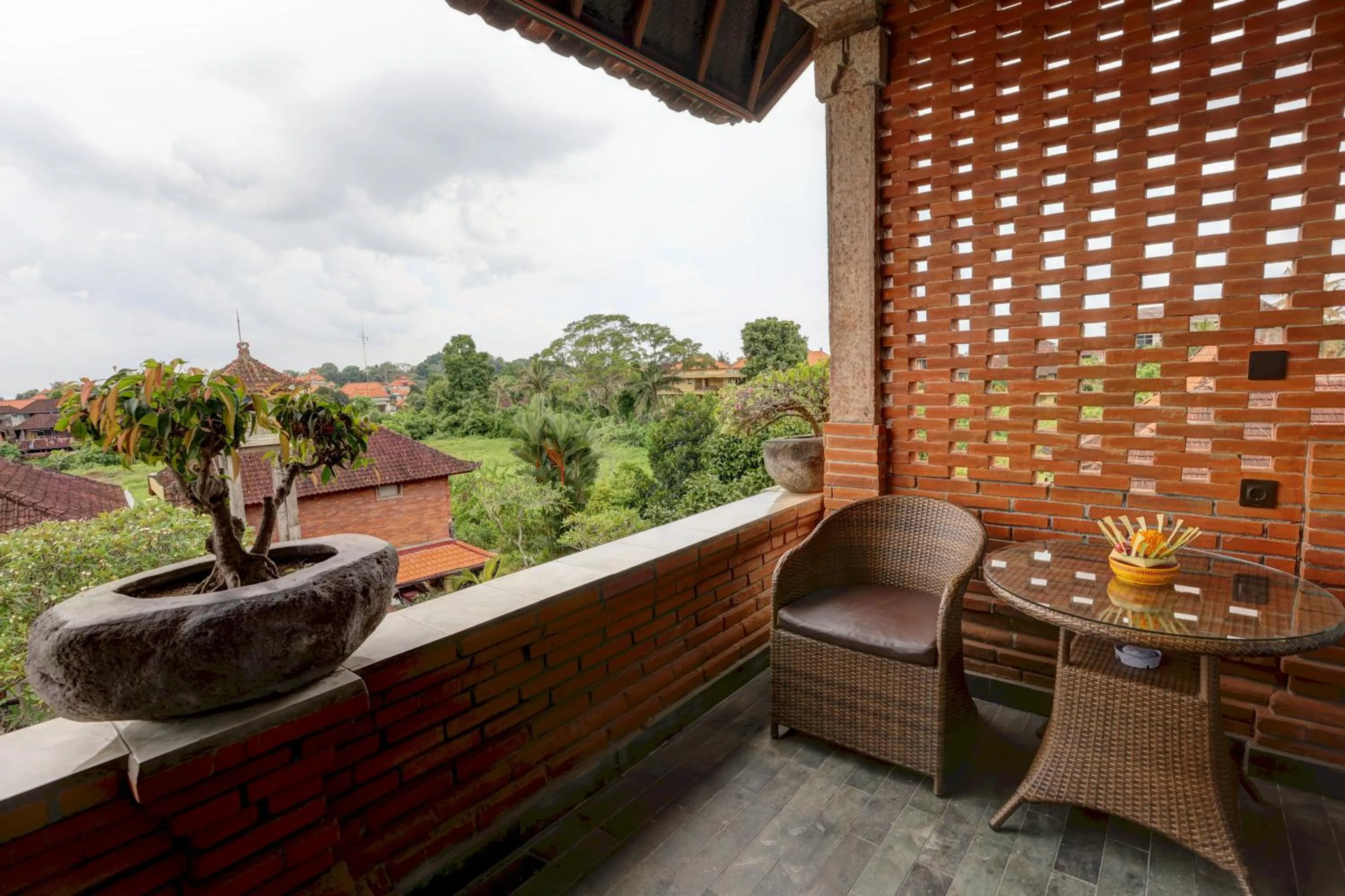 Balcony/Terrace in Kun - Kun Guest House Ubud