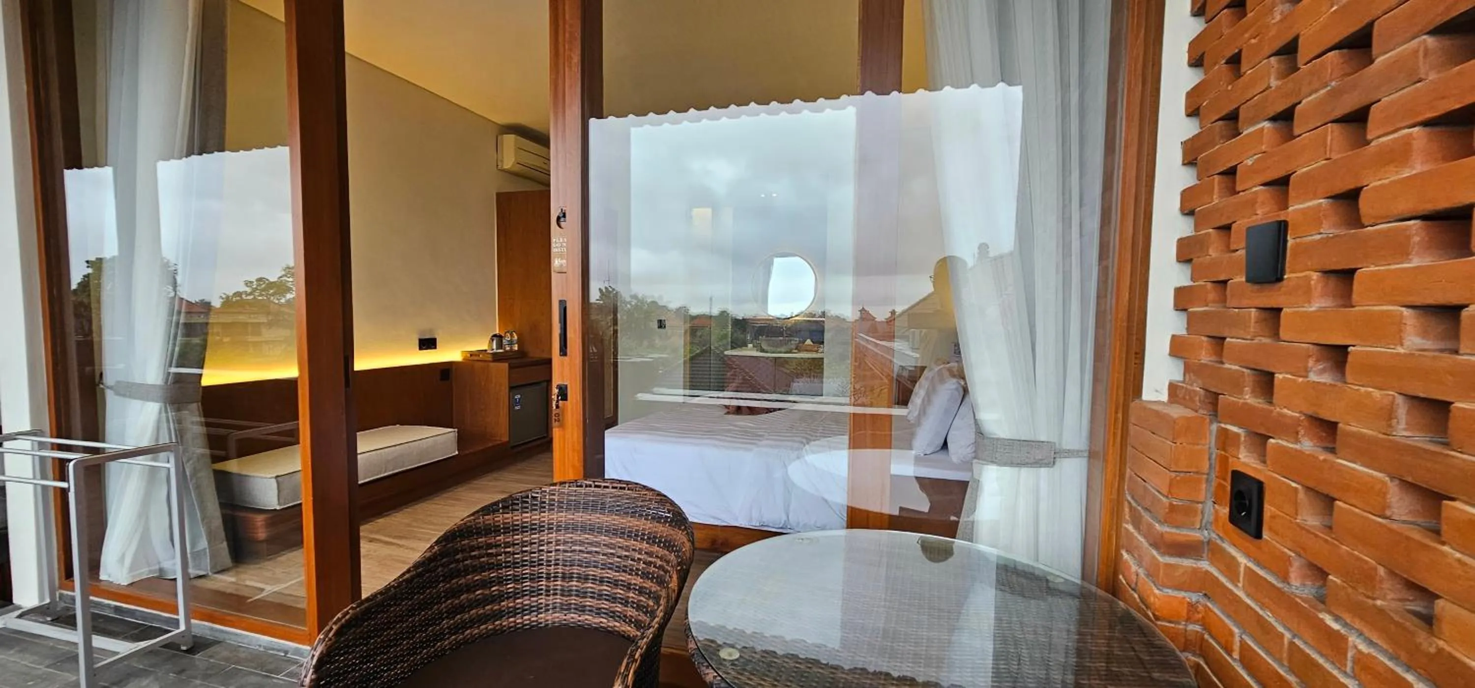 Living room, Bed in Kun - Kun Guest House Ubud