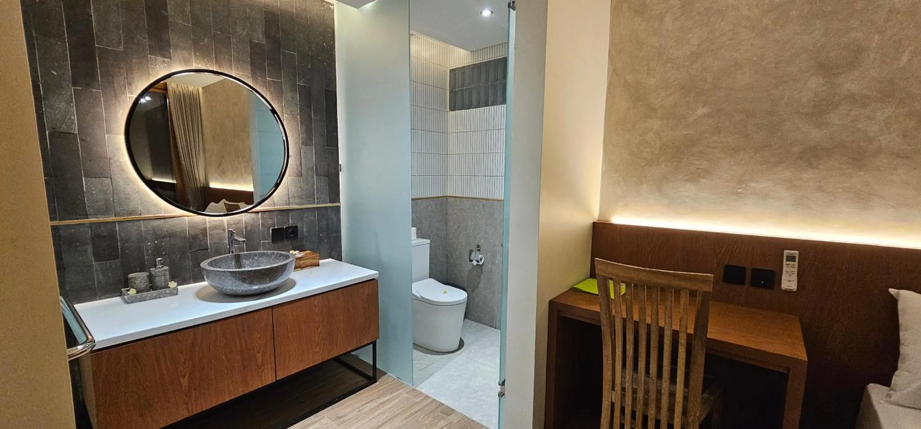 Toilet in Kun - Kun Guest House Ubud