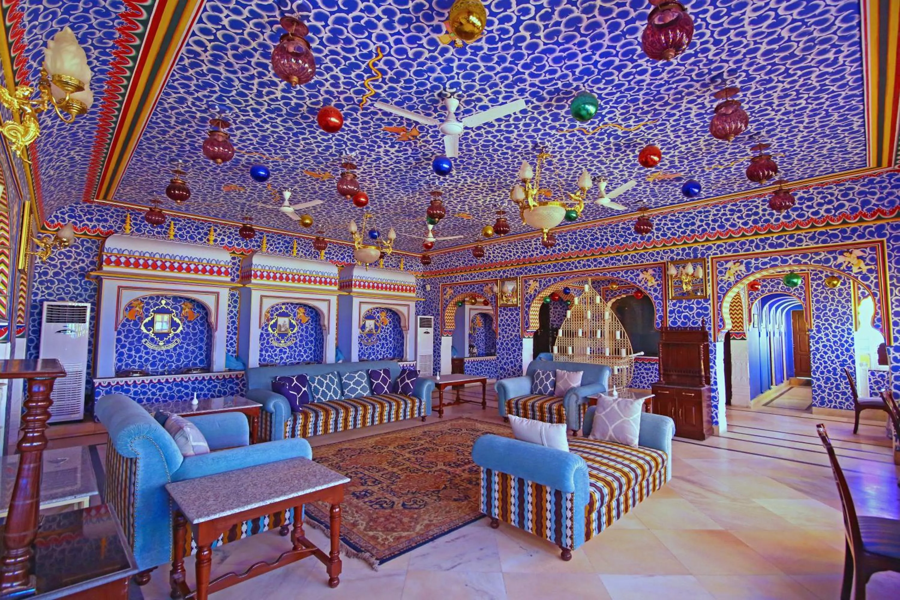 Lounge or bar in Alsisar Mahal- Heritage Hotel