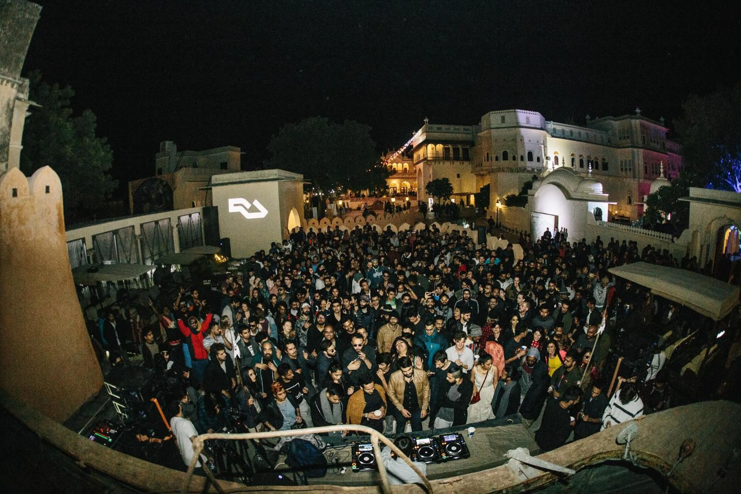 Nightclub / DJ in Alsisar Mahal- Heritage Hotel