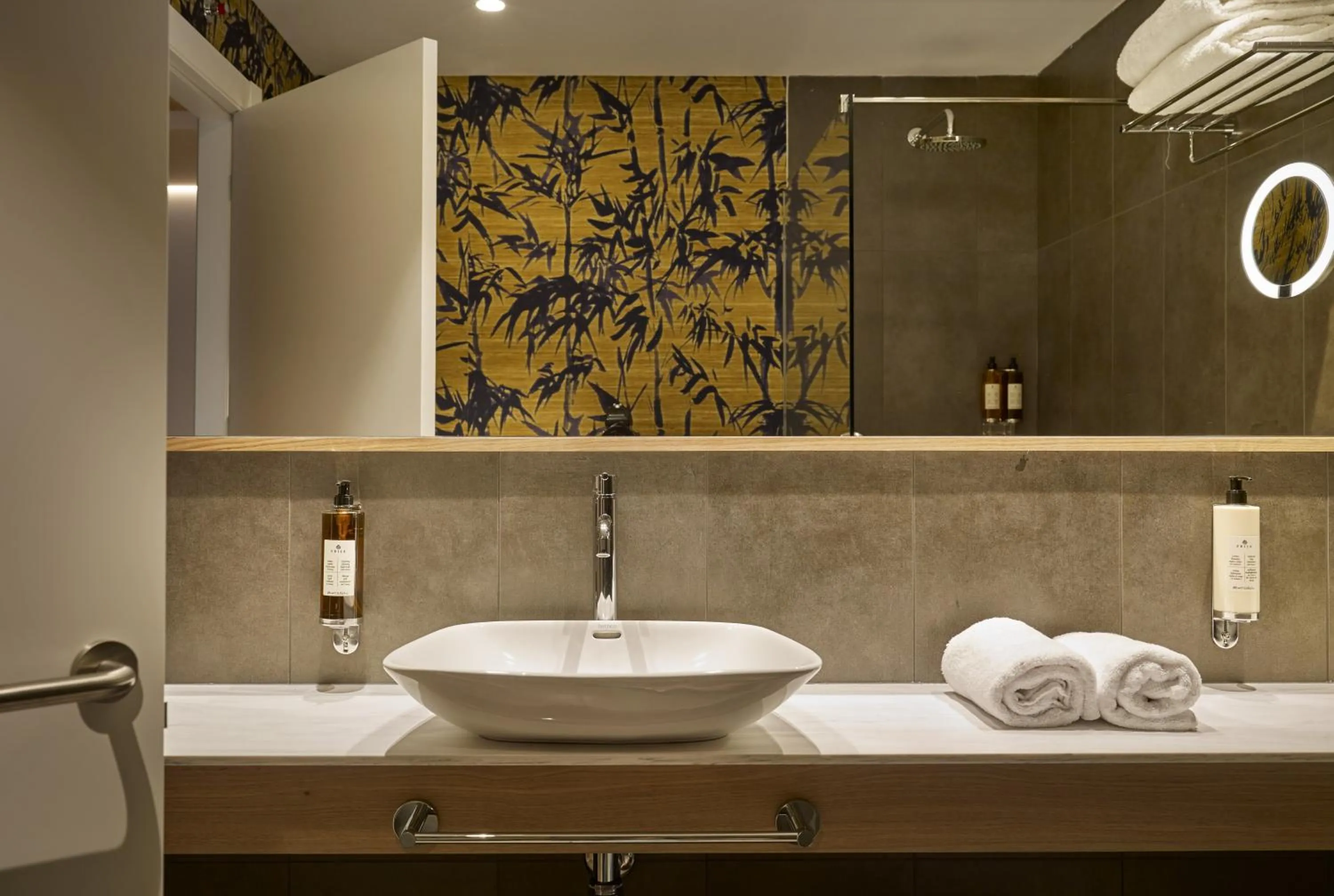 Shower in Hotel Bide Bide Tolosa