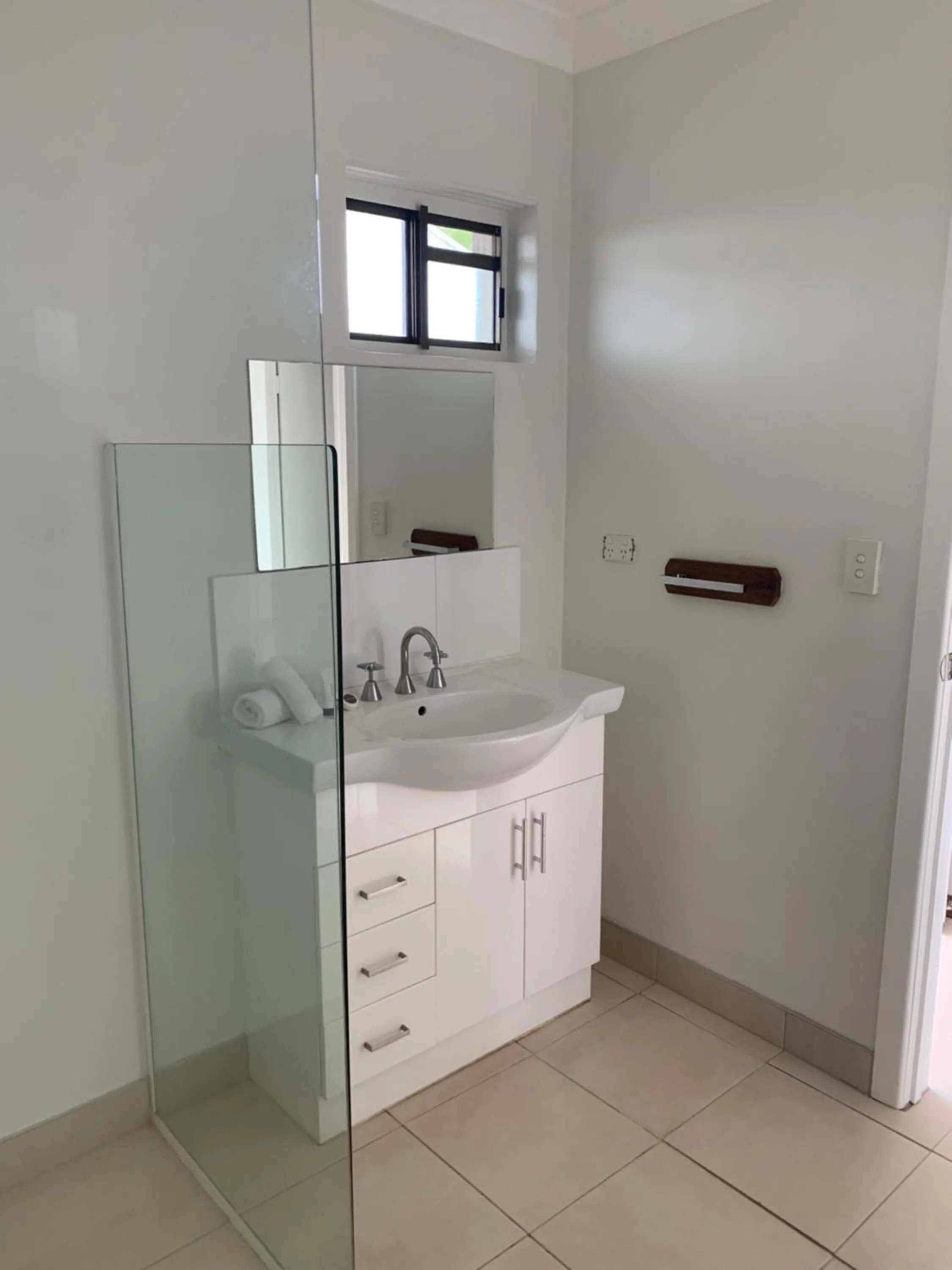 Bathroom in Airlie Beach Apartments