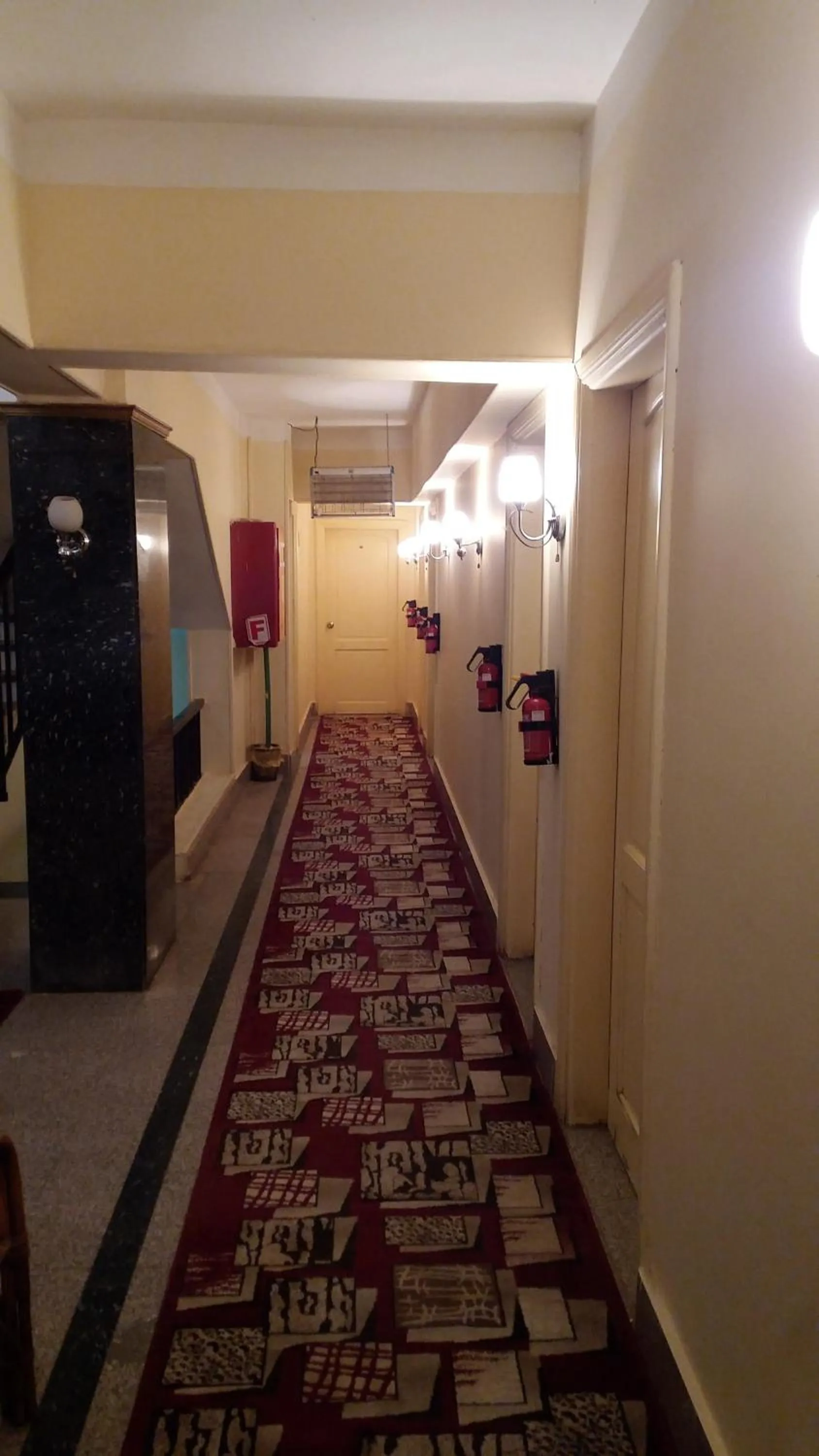 Lobby or reception in Applicators Hotel