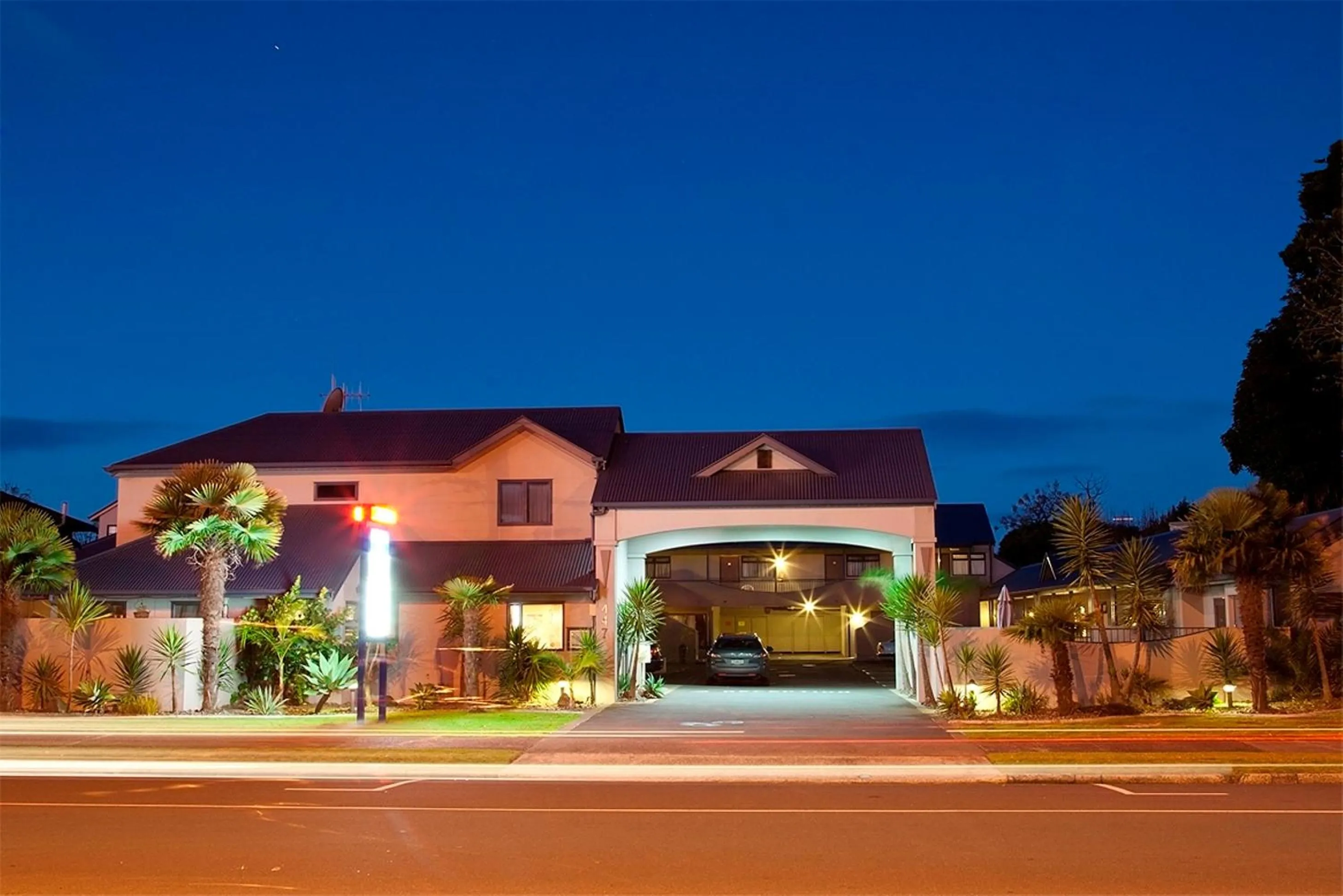 Facade/entrance in Aquarius Motor Inn