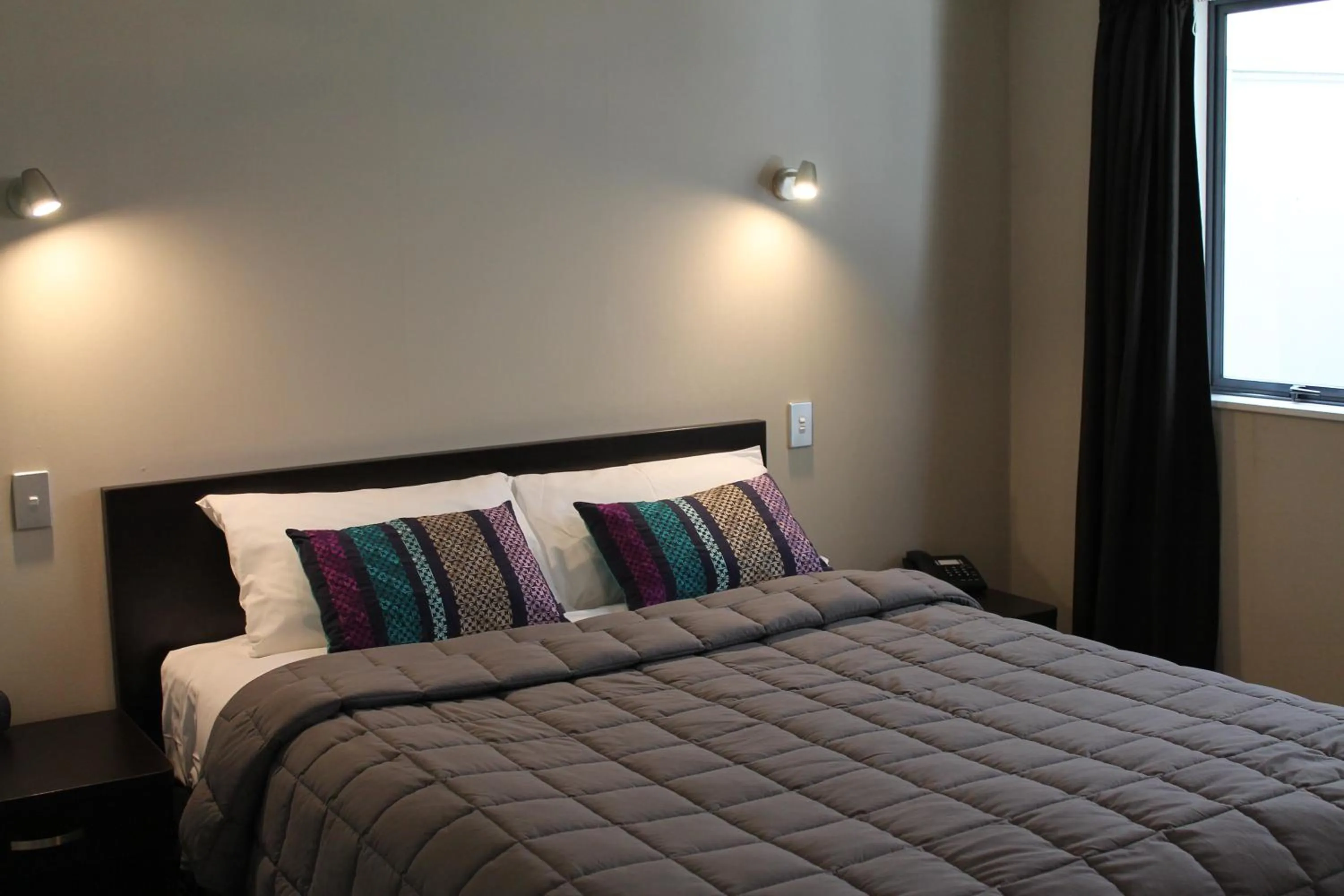 Bedroom, Bed in Aquarius Motor Inn