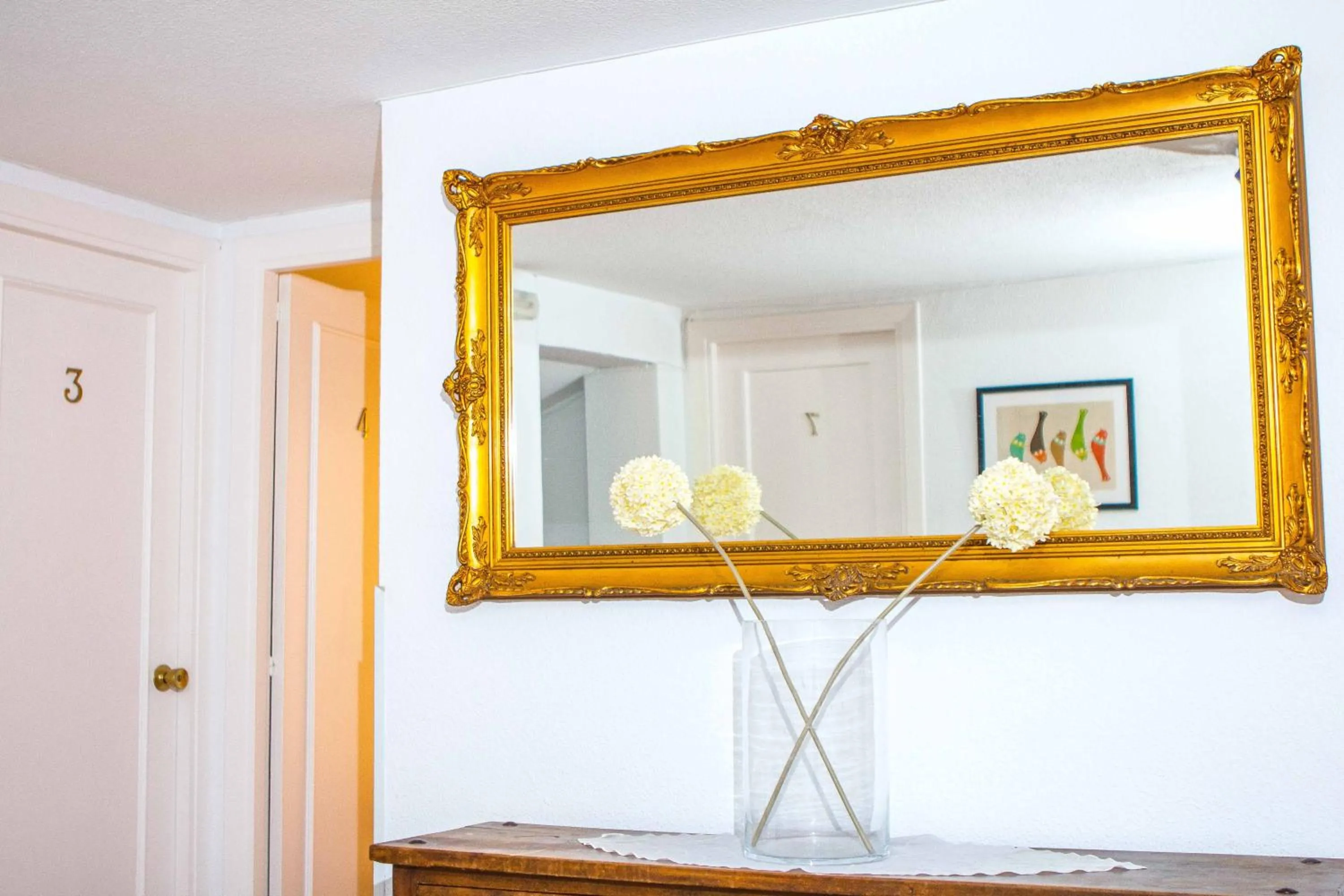 Decorative detail in Hostal Jomarijo