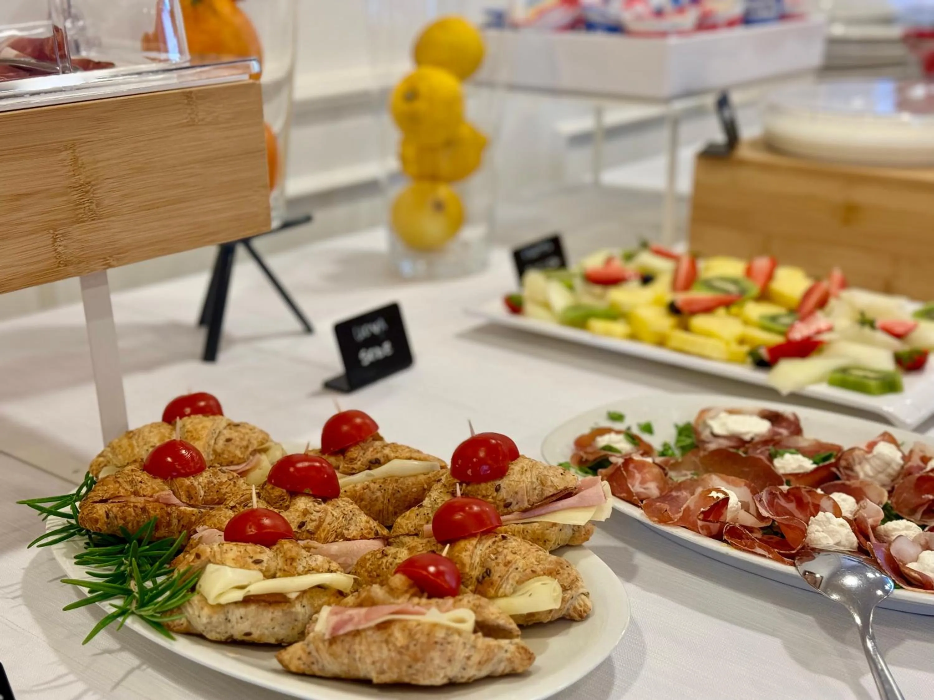 Breakfast in Hotel Gaby