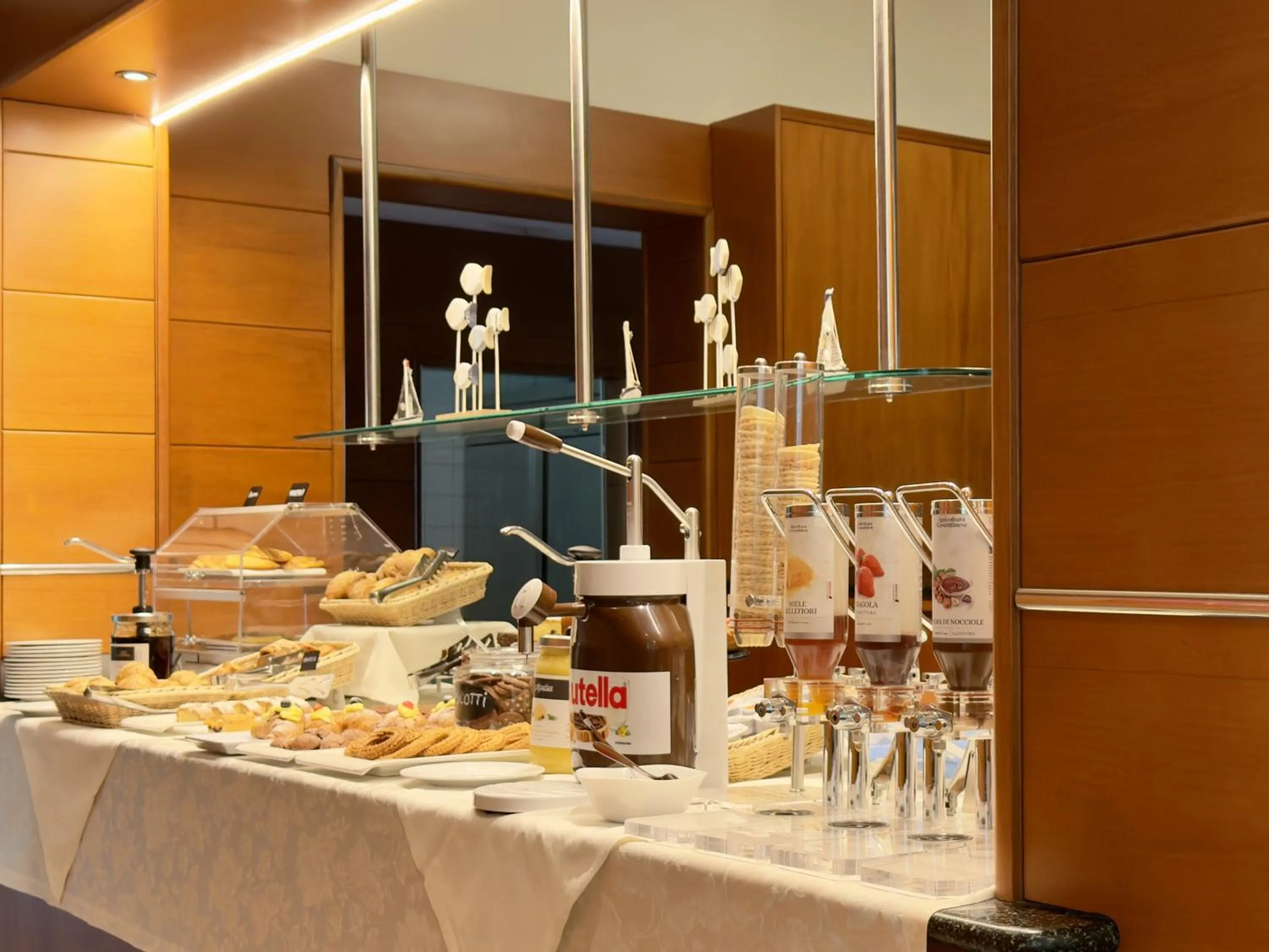 Breakfast in Hotel Gaby