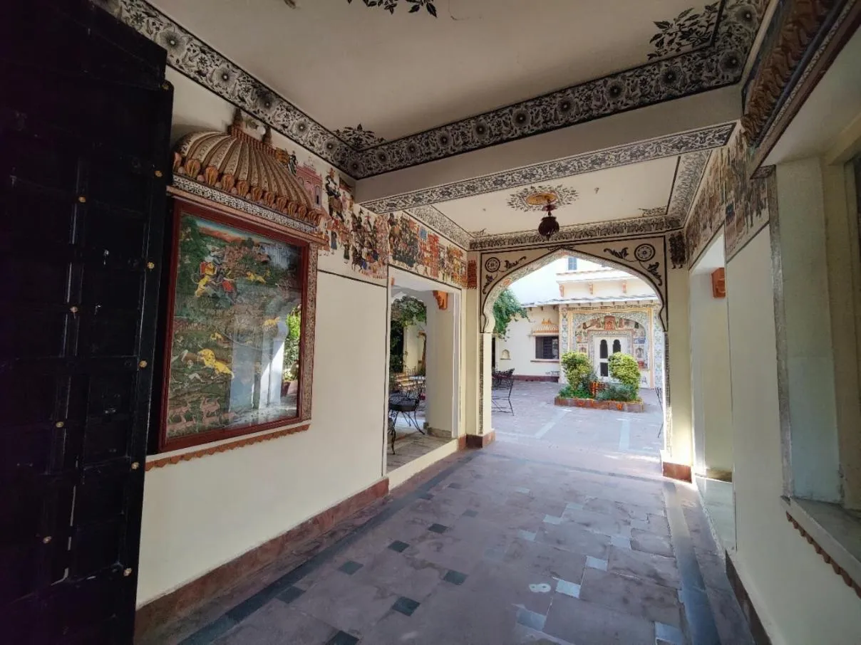 Palkiya Haveli - Heritage Hotel