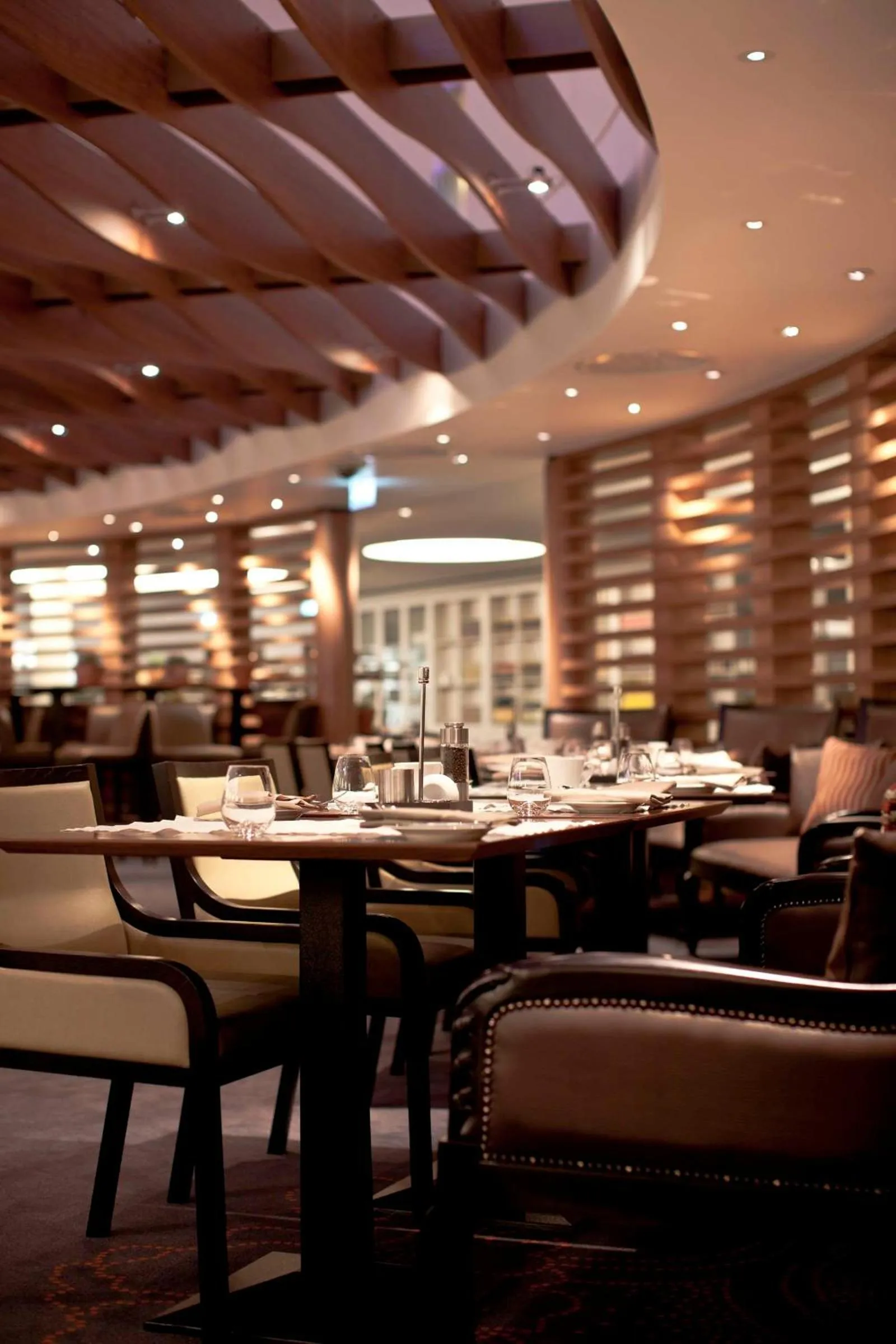 Restaurant/places to eat in Hilton London Heathrow Airport Terminal 5