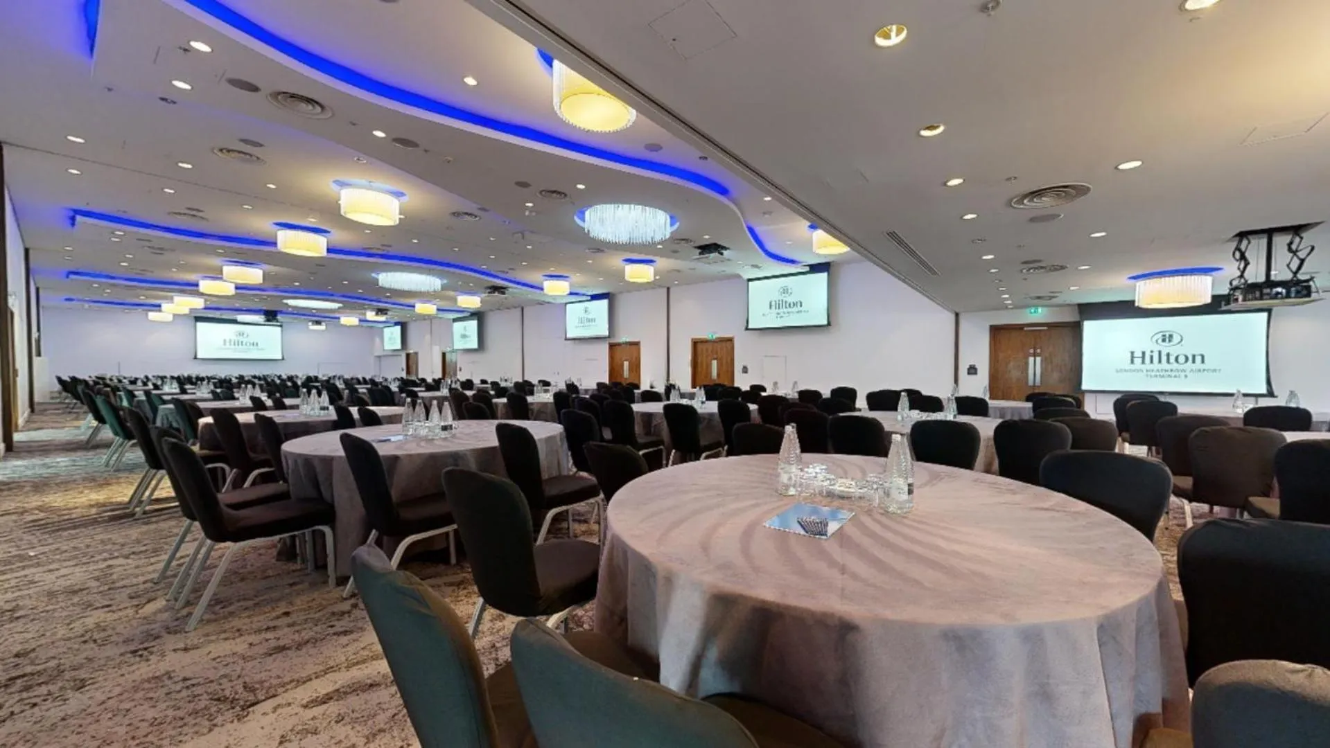 Property building in Hilton London Heathrow Airport Terminal 5