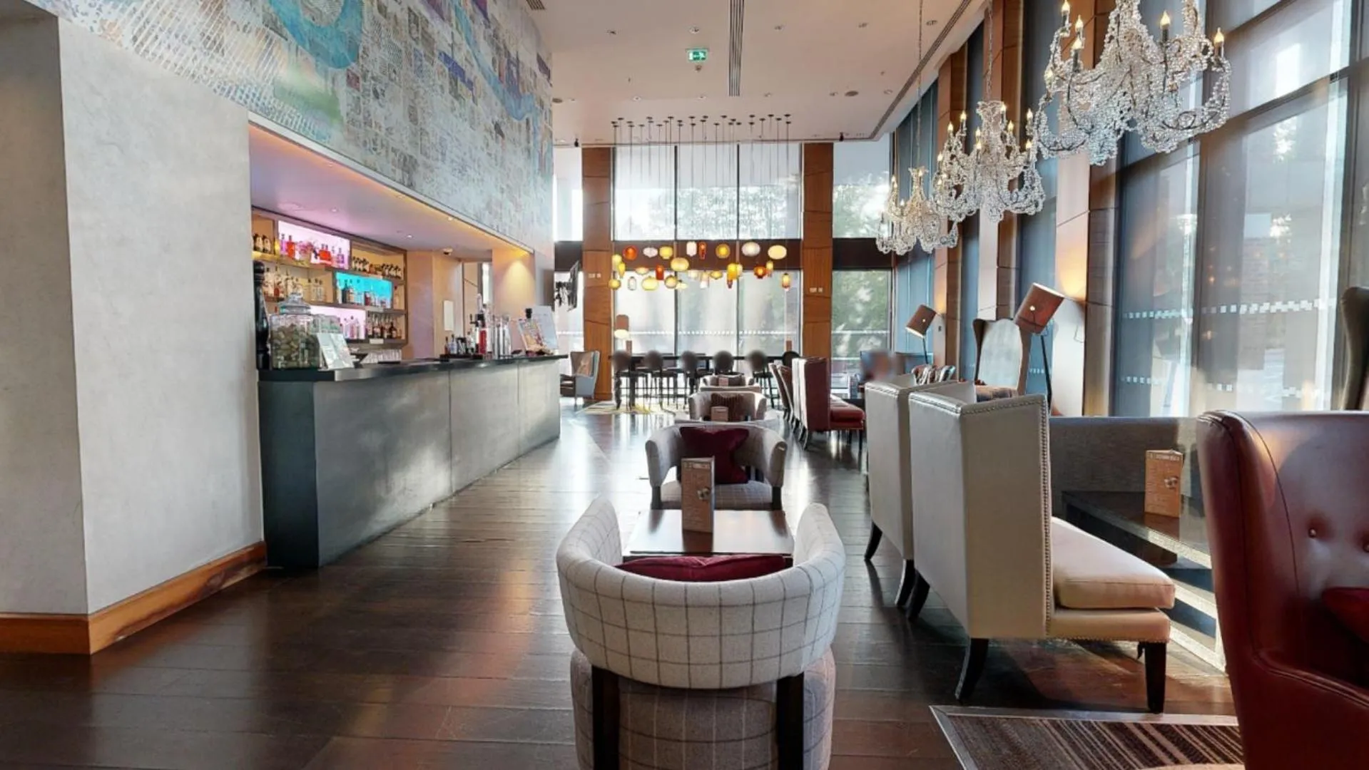 Restaurant/places to eat in Hilton London Heathrow Airport Terminal 5