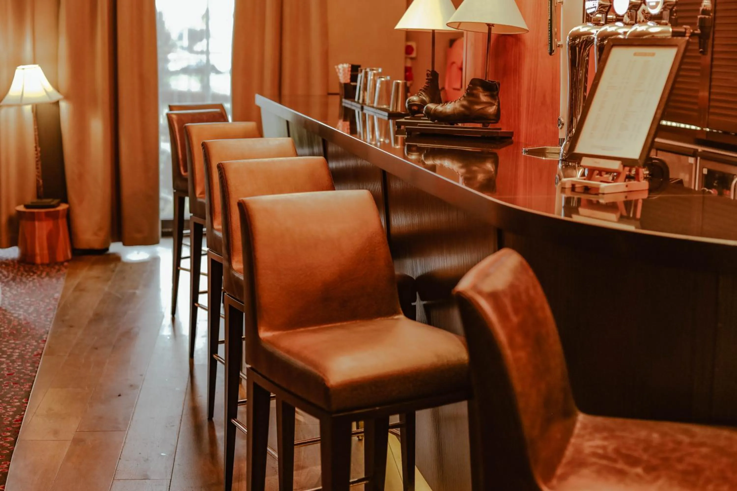 Restaurant/places to eat in Hilton London Heathrow Airport Terminal 5