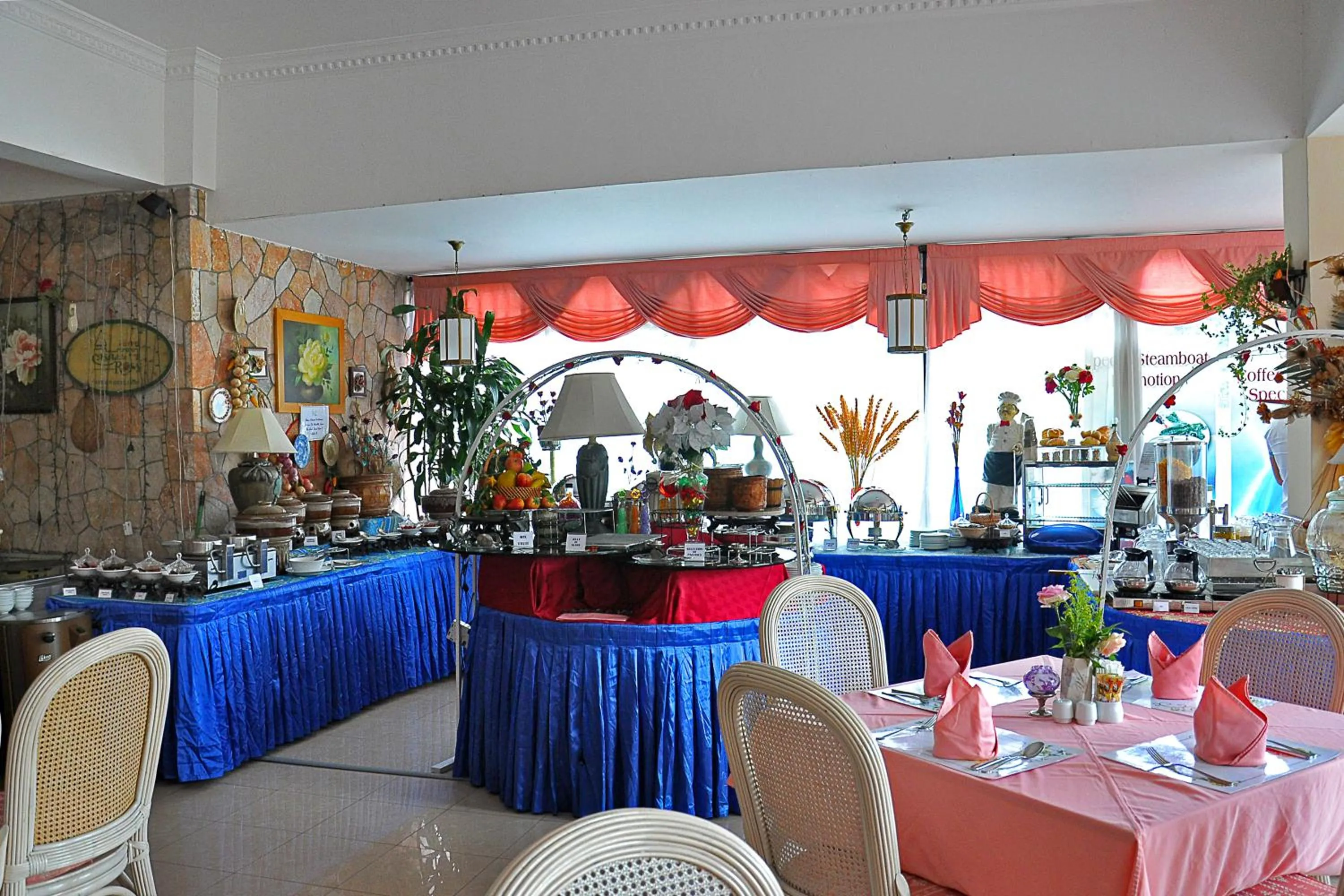 Restaurant/places to eat in Casadela Rosa