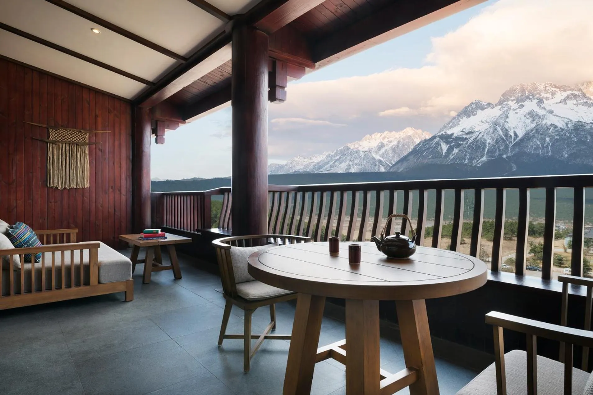 Balcony/Terrace in Jinmao Pureal Mountain Liiang