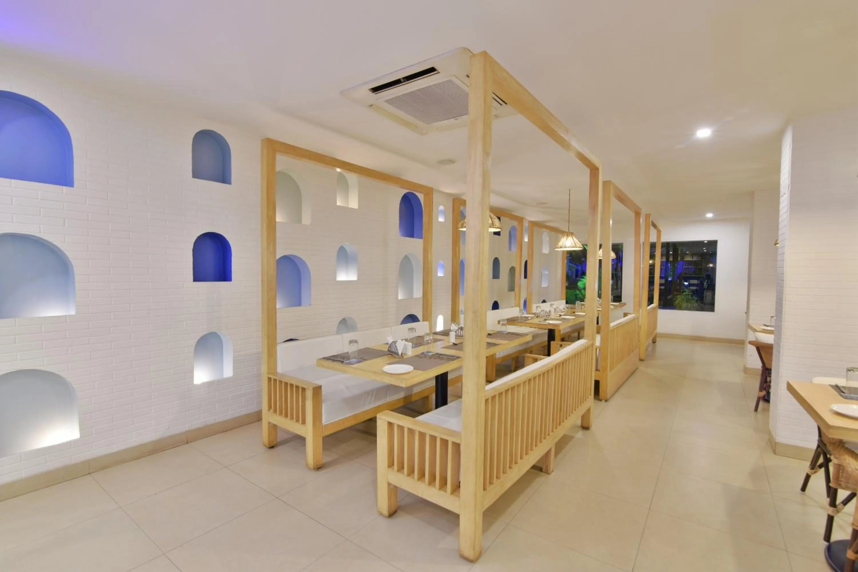 Restaurant/places to eat in Peerless Resort Sri Vijaya Puram