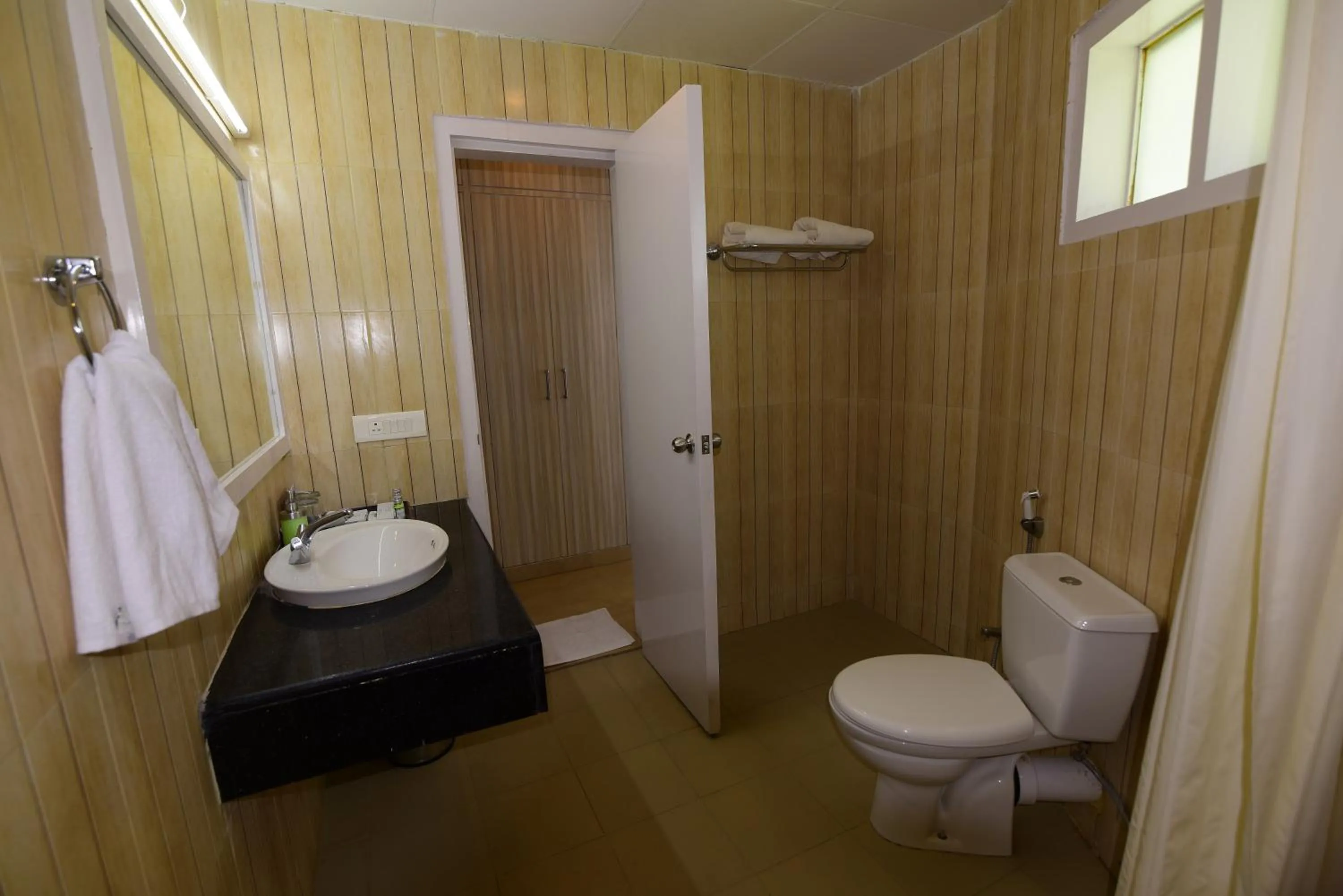 Bathroom in Peerless Resort Sri Vijaya Puram