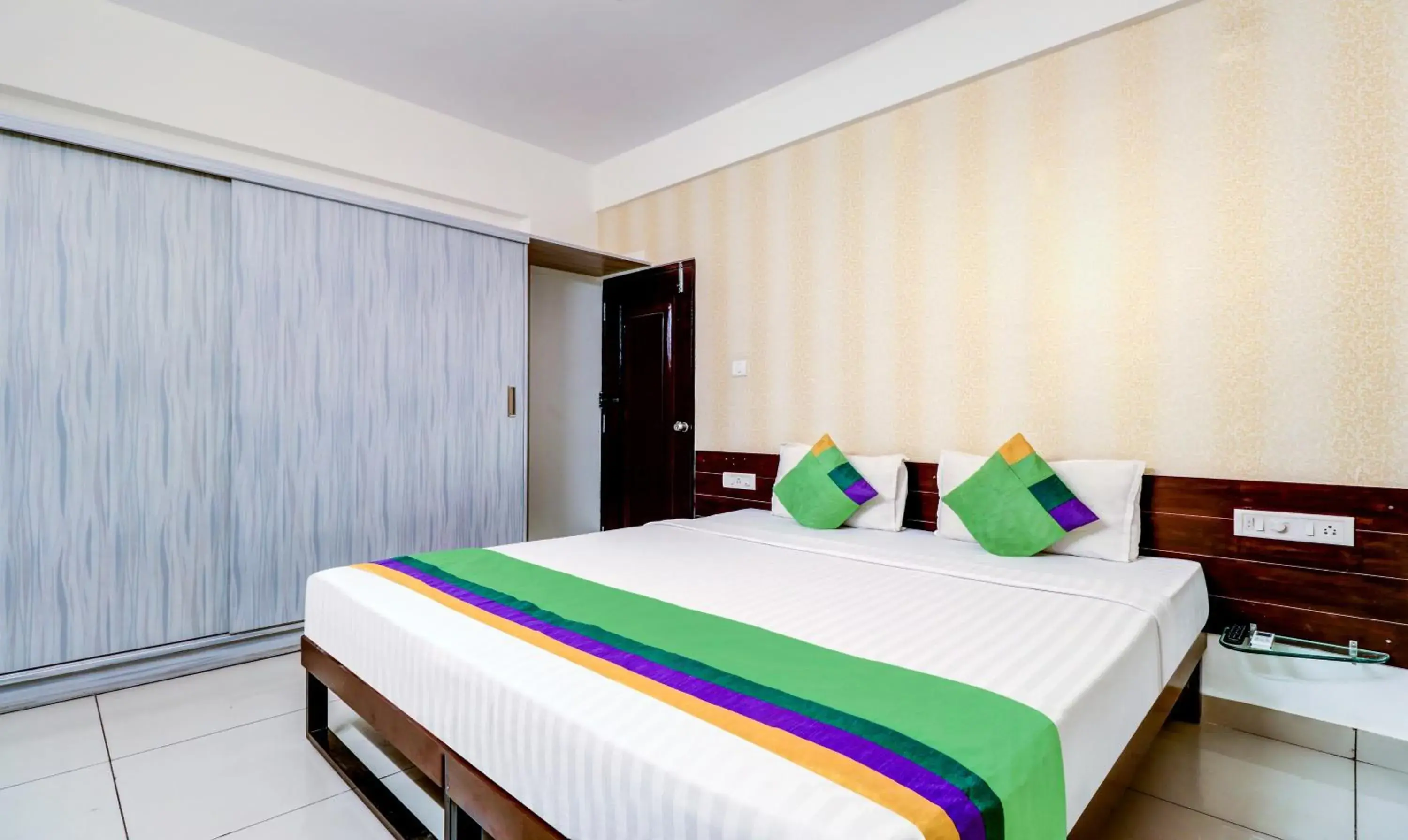 Standard Double Room - single occupancy in Treebo Saga Apartment Standard Double Room - single occupancy in Treebo Saga Apartment