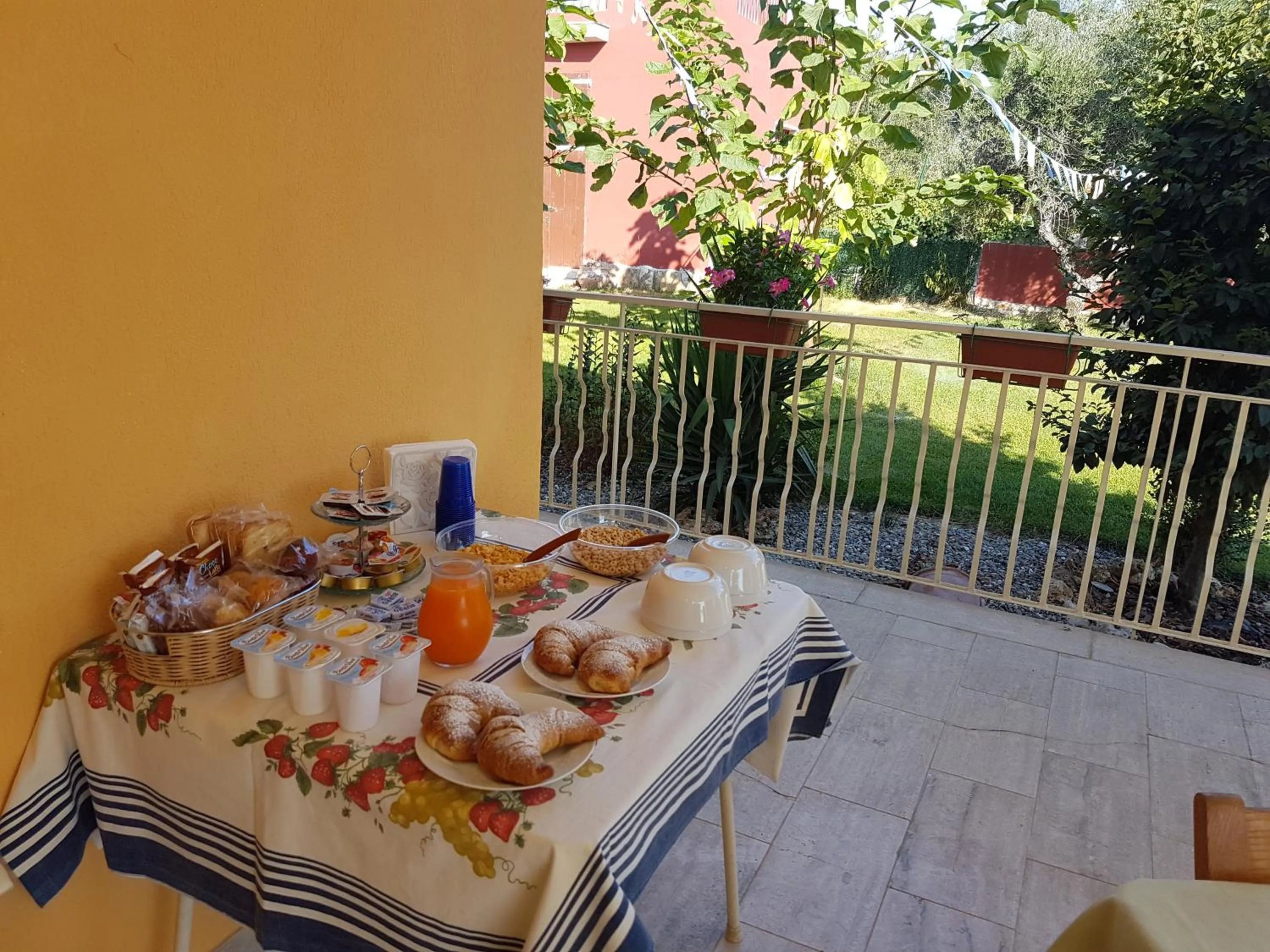 Balcony/Terrace in B&B Lara Santola