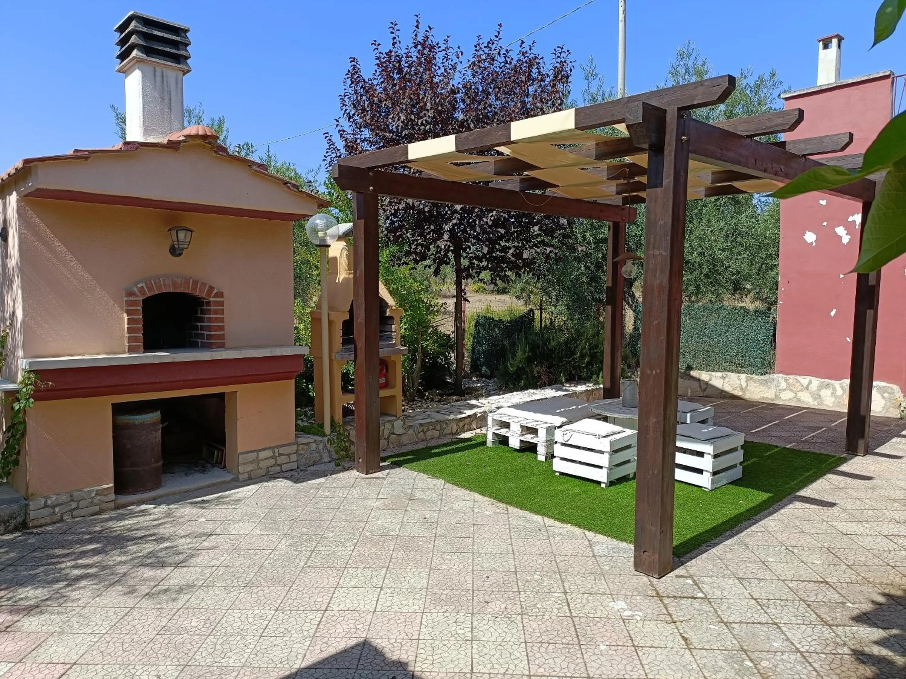 Patio in B&B Lara Santola