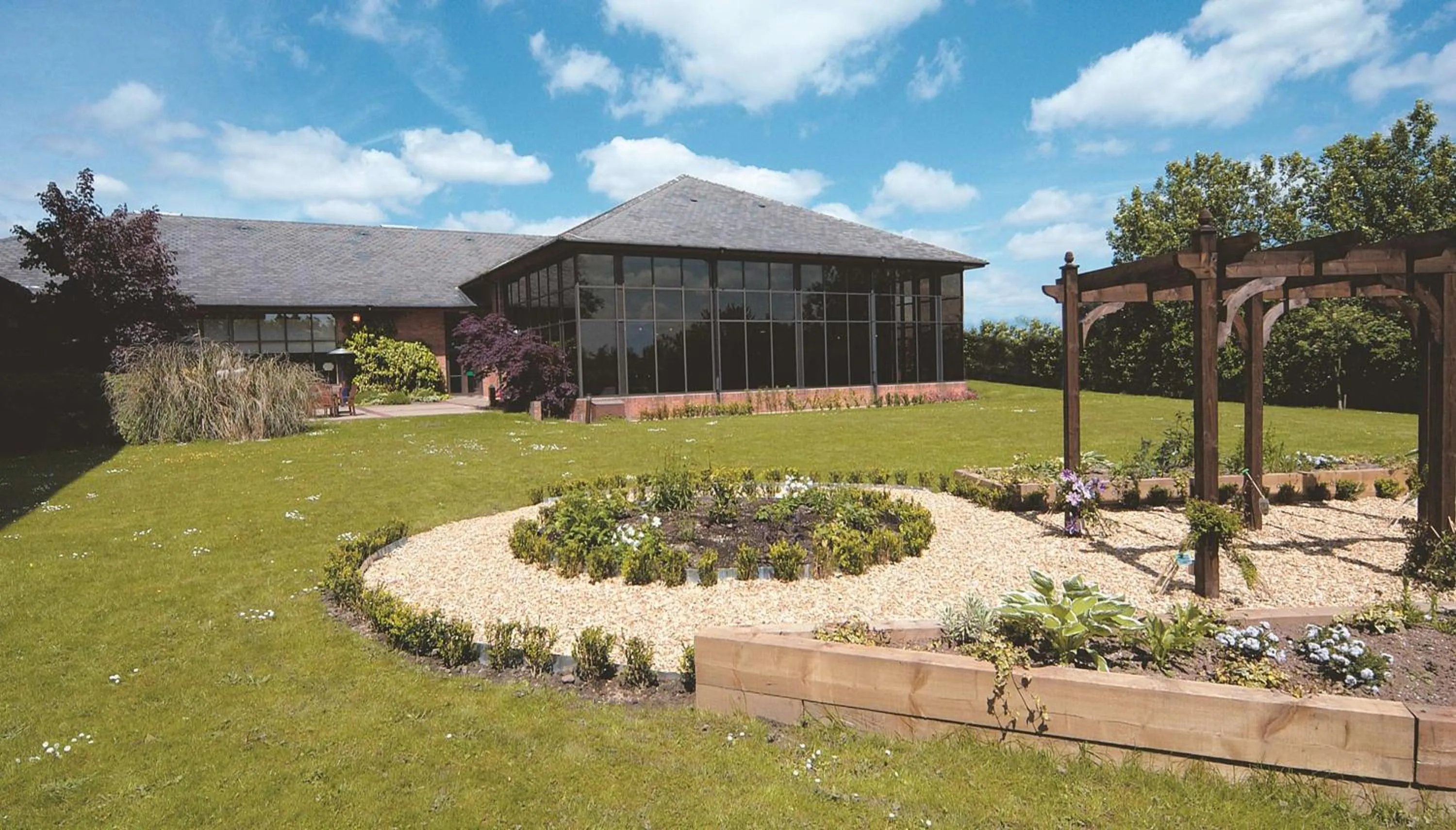 Property building in DoubleTree by Hilton Sheffield Park