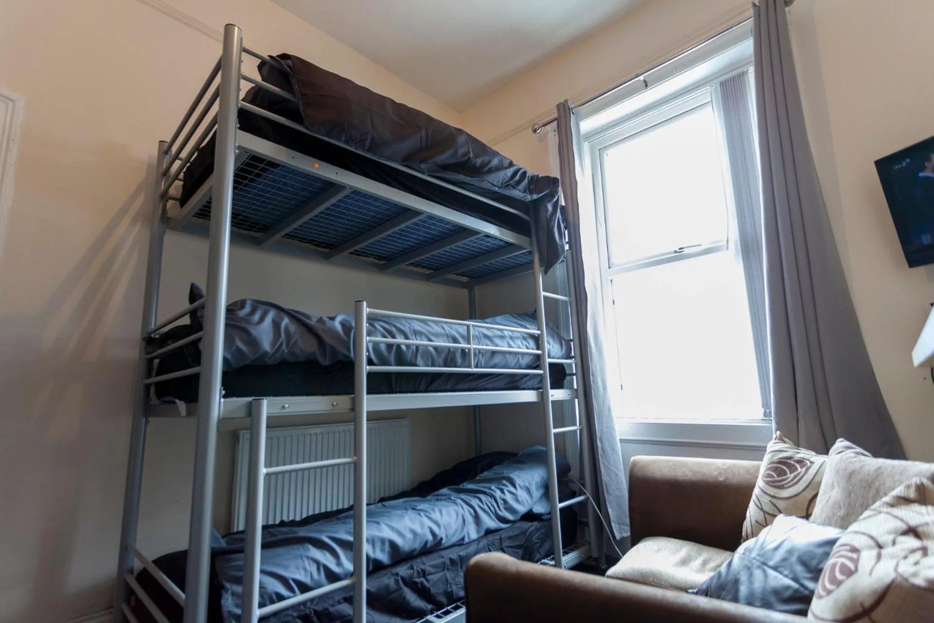 Bed in Fenham Hotel express