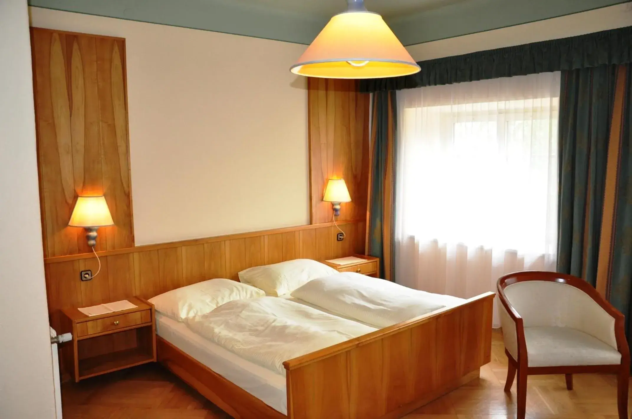 Double Room in Hotel Post Double Room in Hotel Post