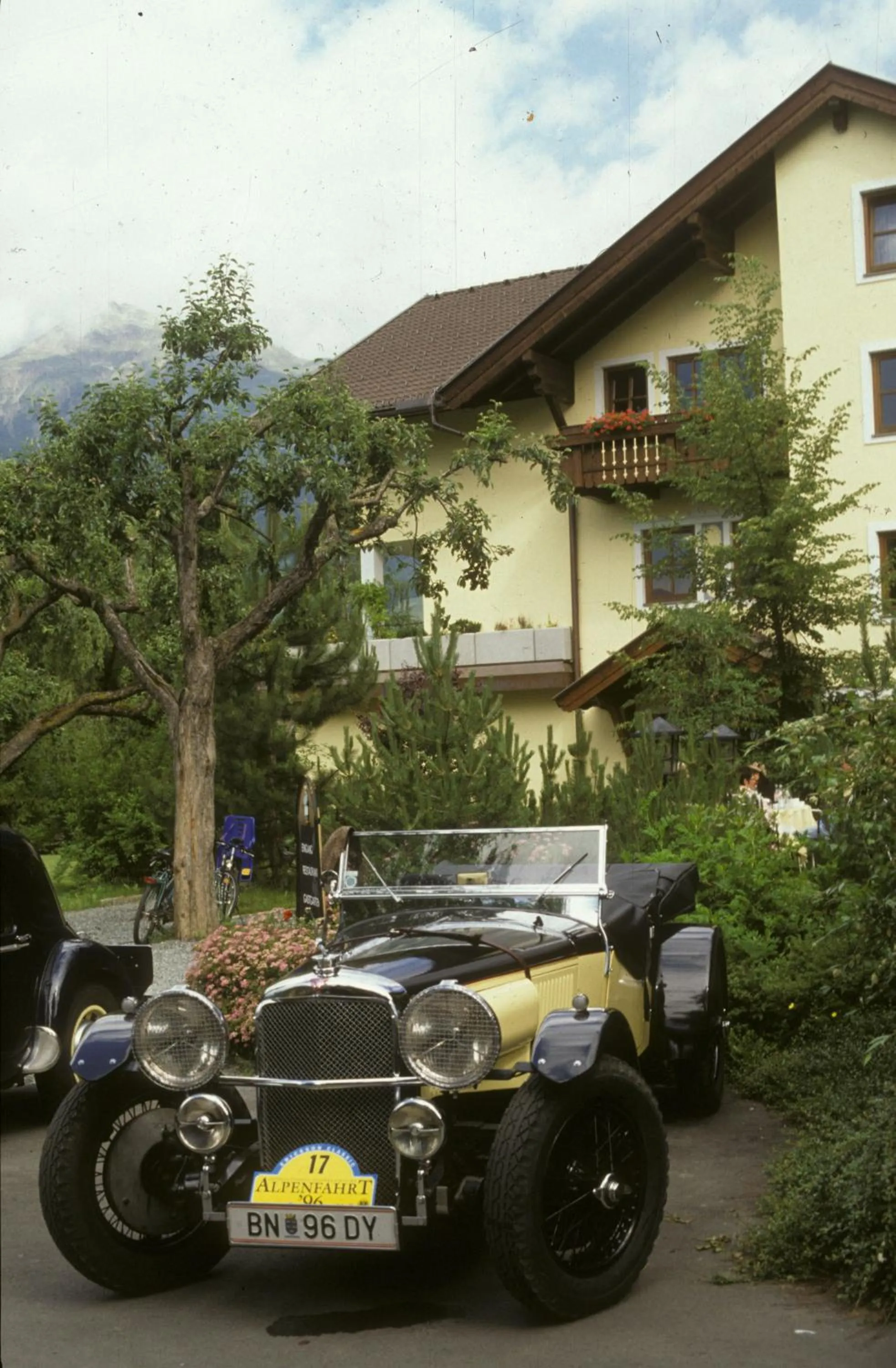 Property building in Hotel Post