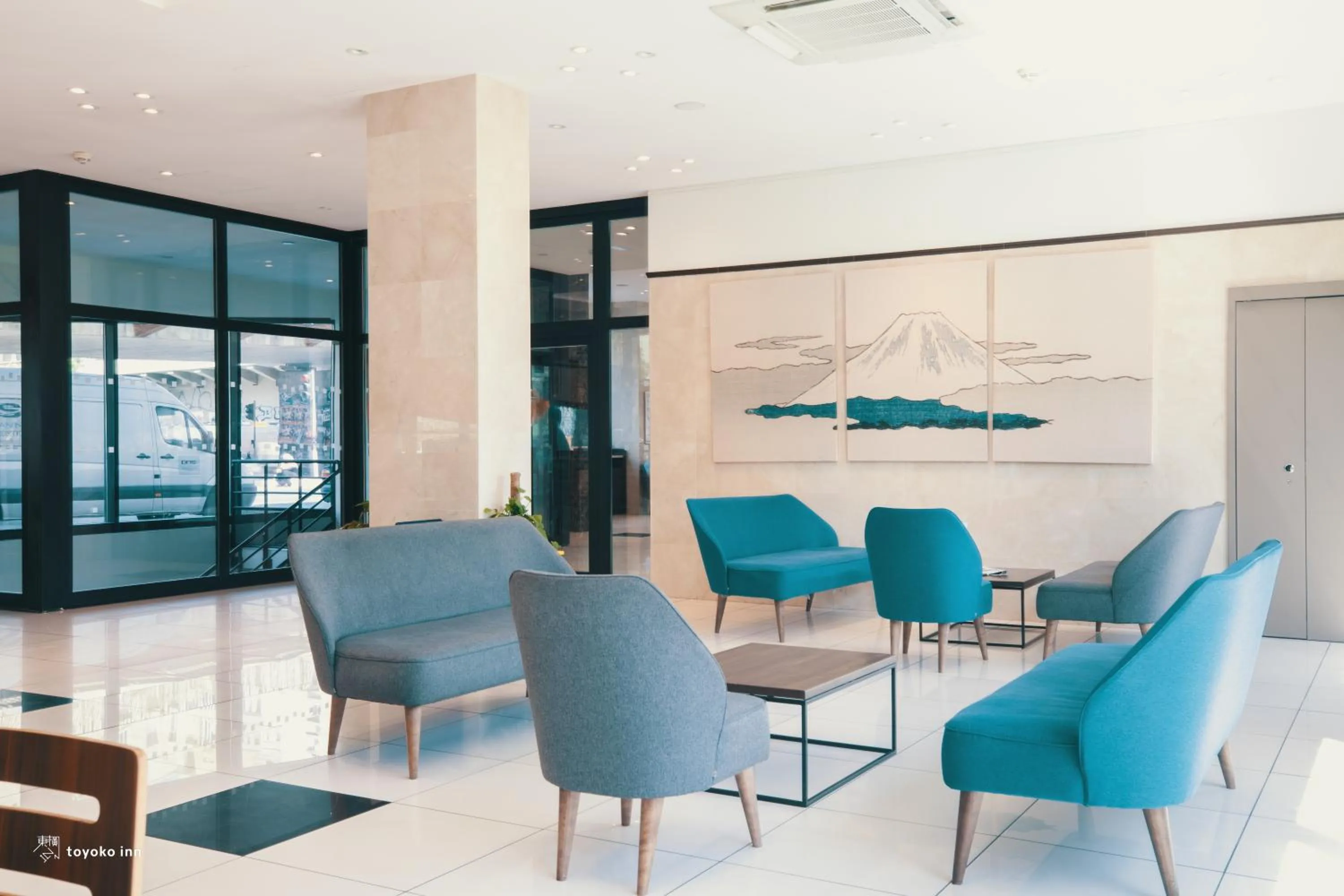 Living room in Toyoko INN Marseille Saint Charles