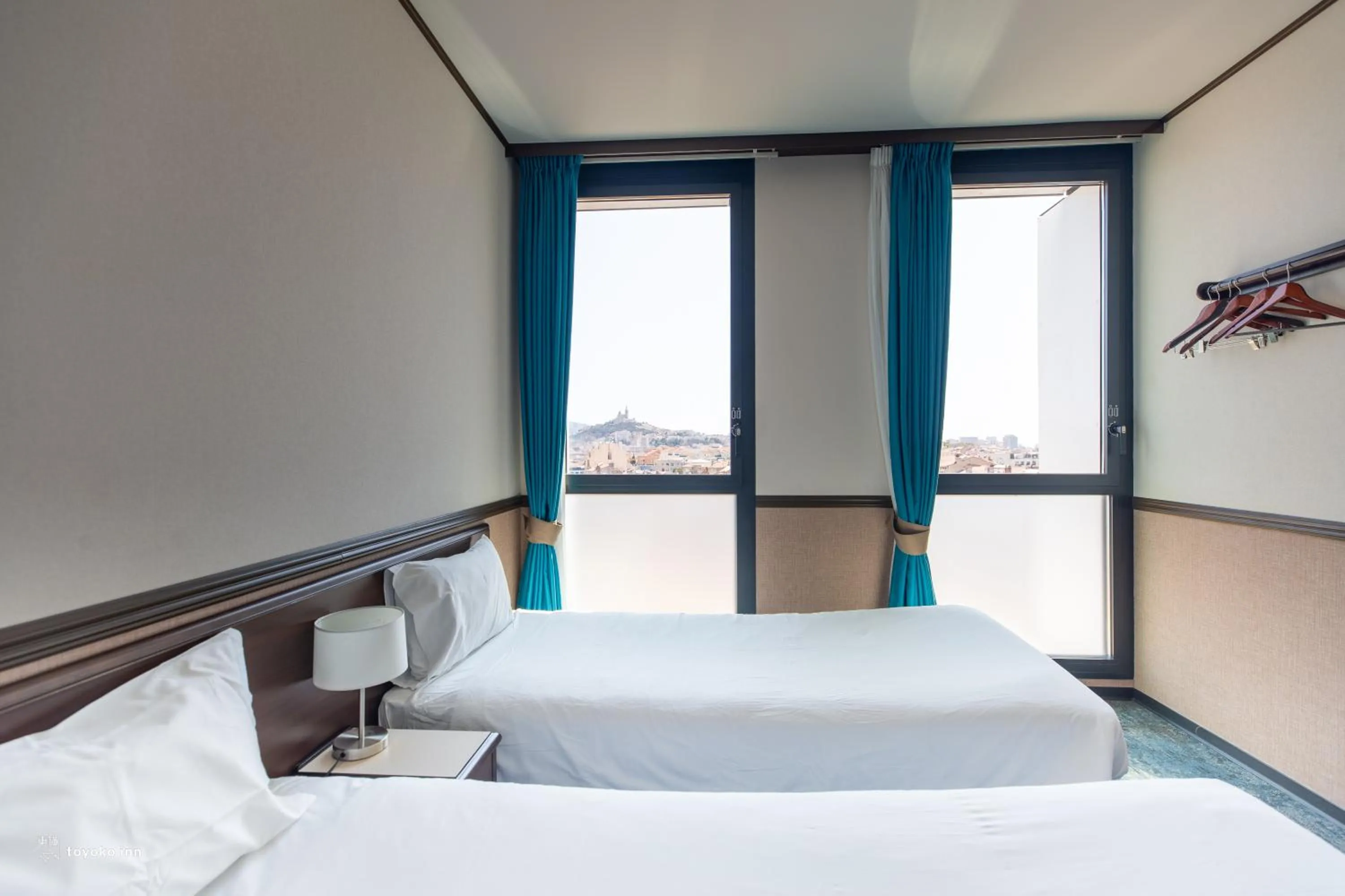 Bed in Toyoko INN Marseille Saint Charles