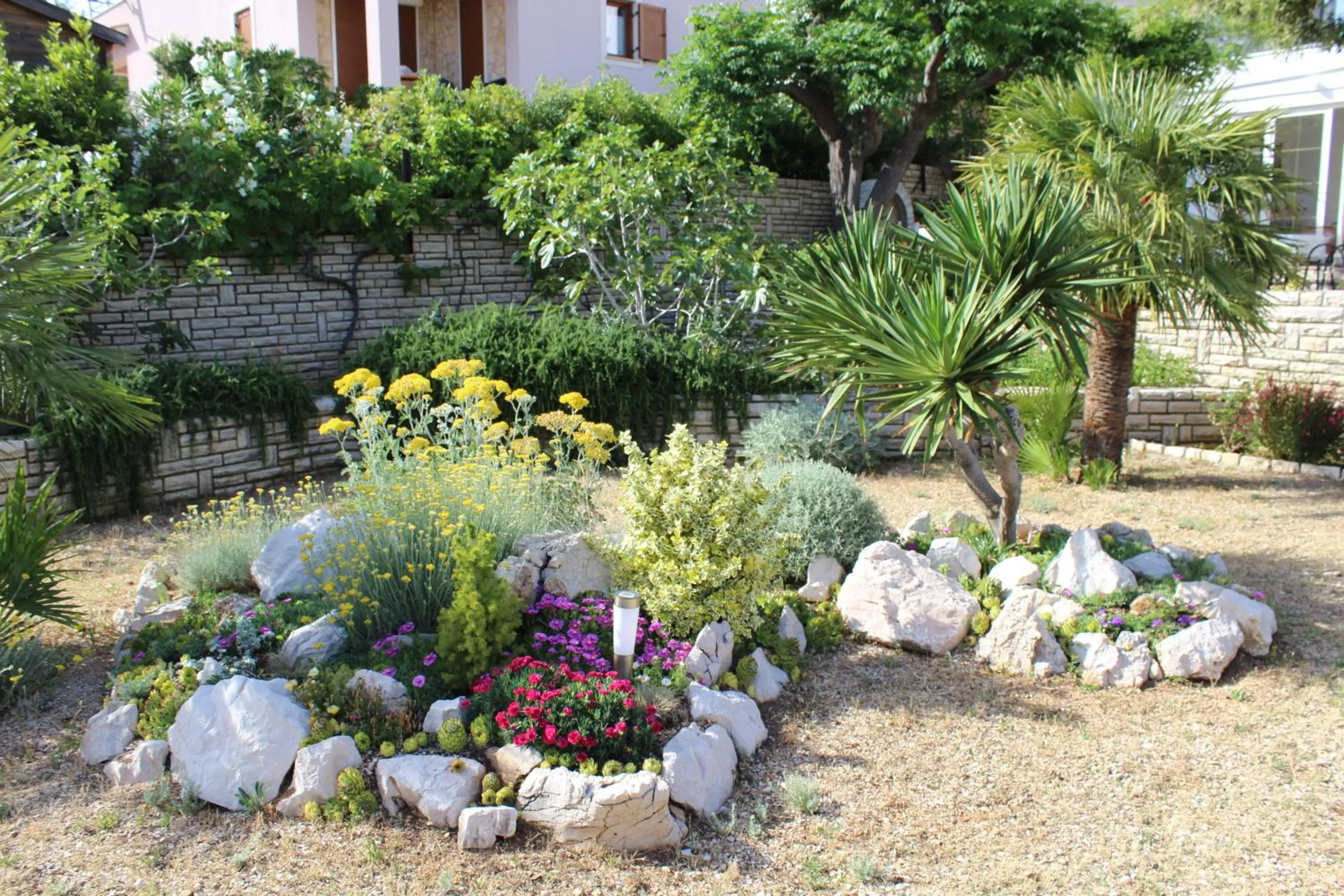 Garden in Apartments Čuljak Rab