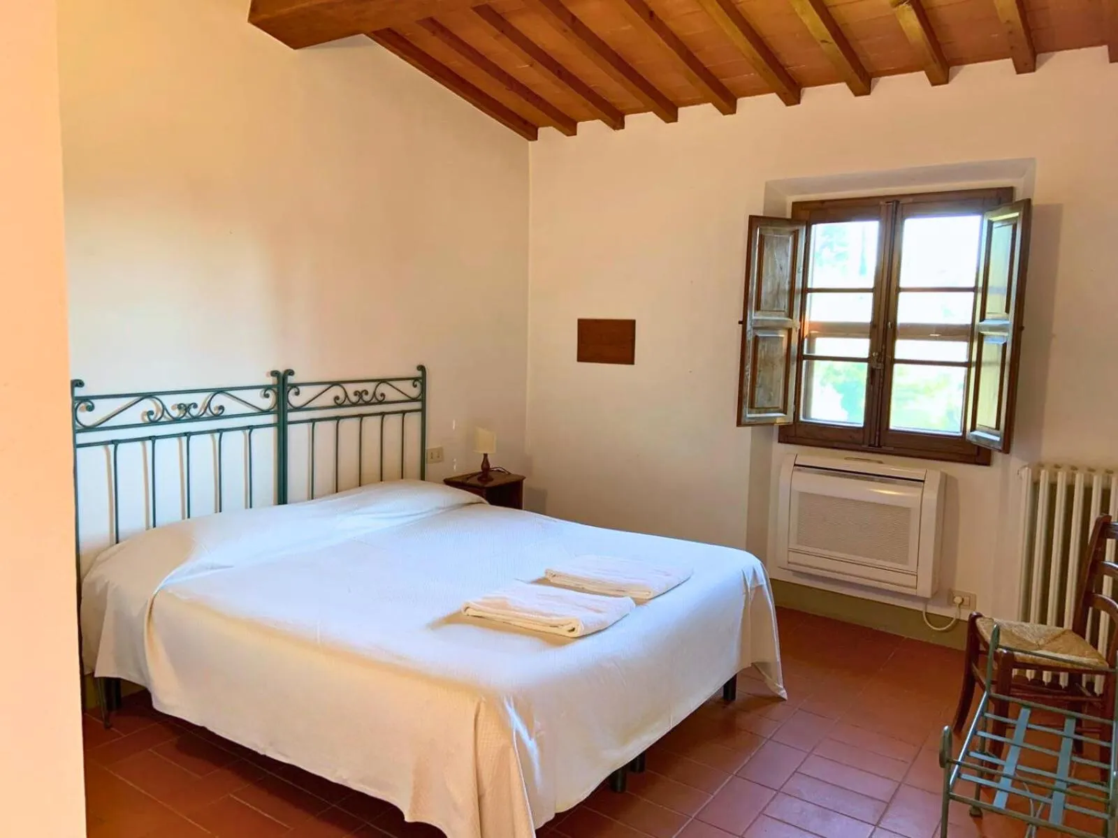 Bedroom, Bed in Borgo Bottaia