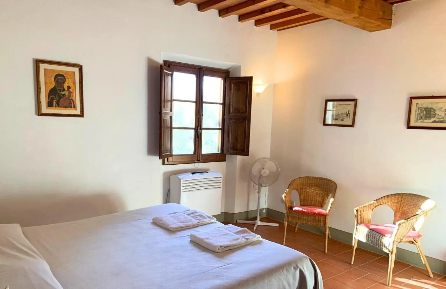 Bedroom, Bed in Borgo Bottaia