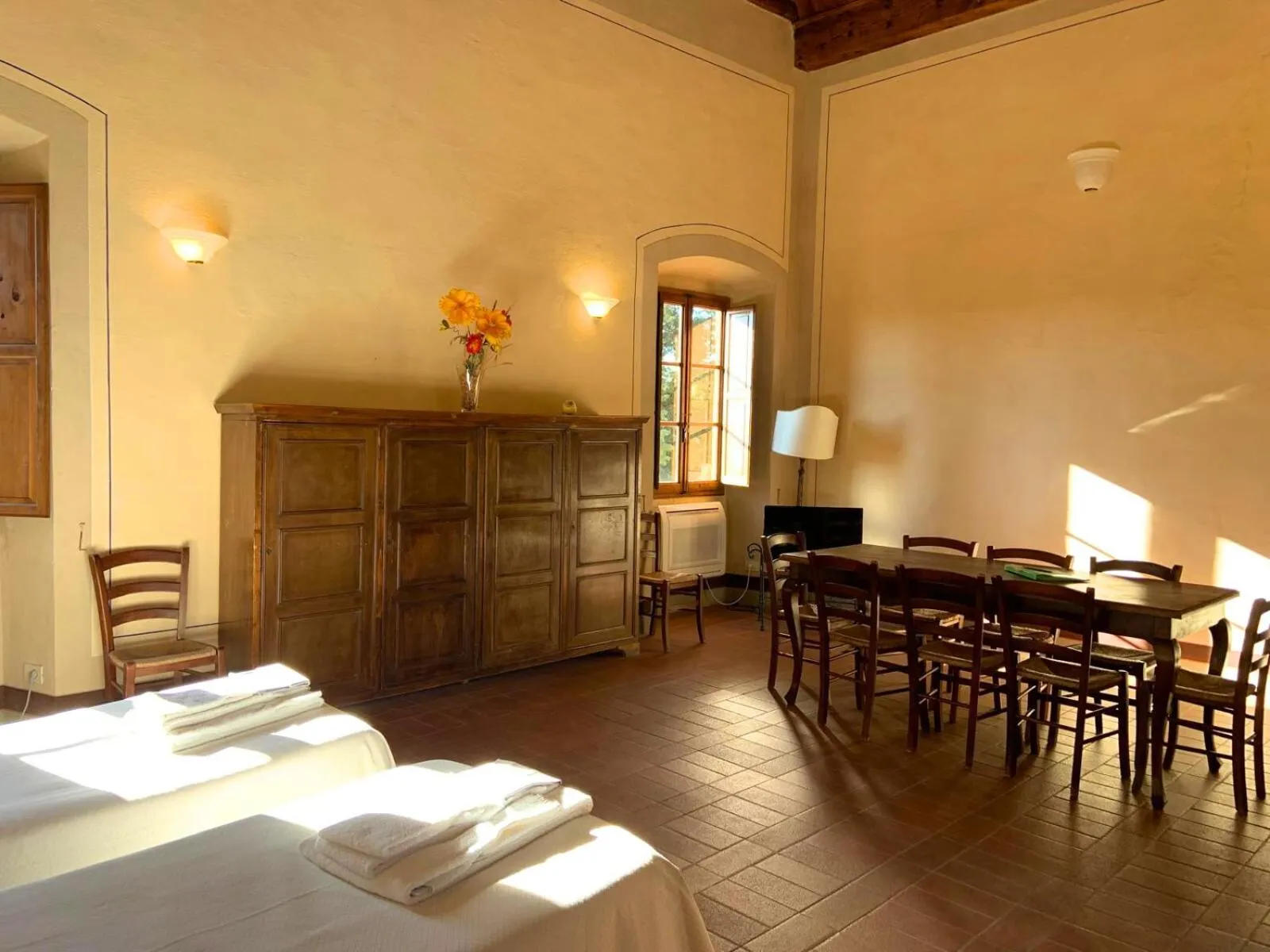 Living room, Bed in Borgo Bottaia