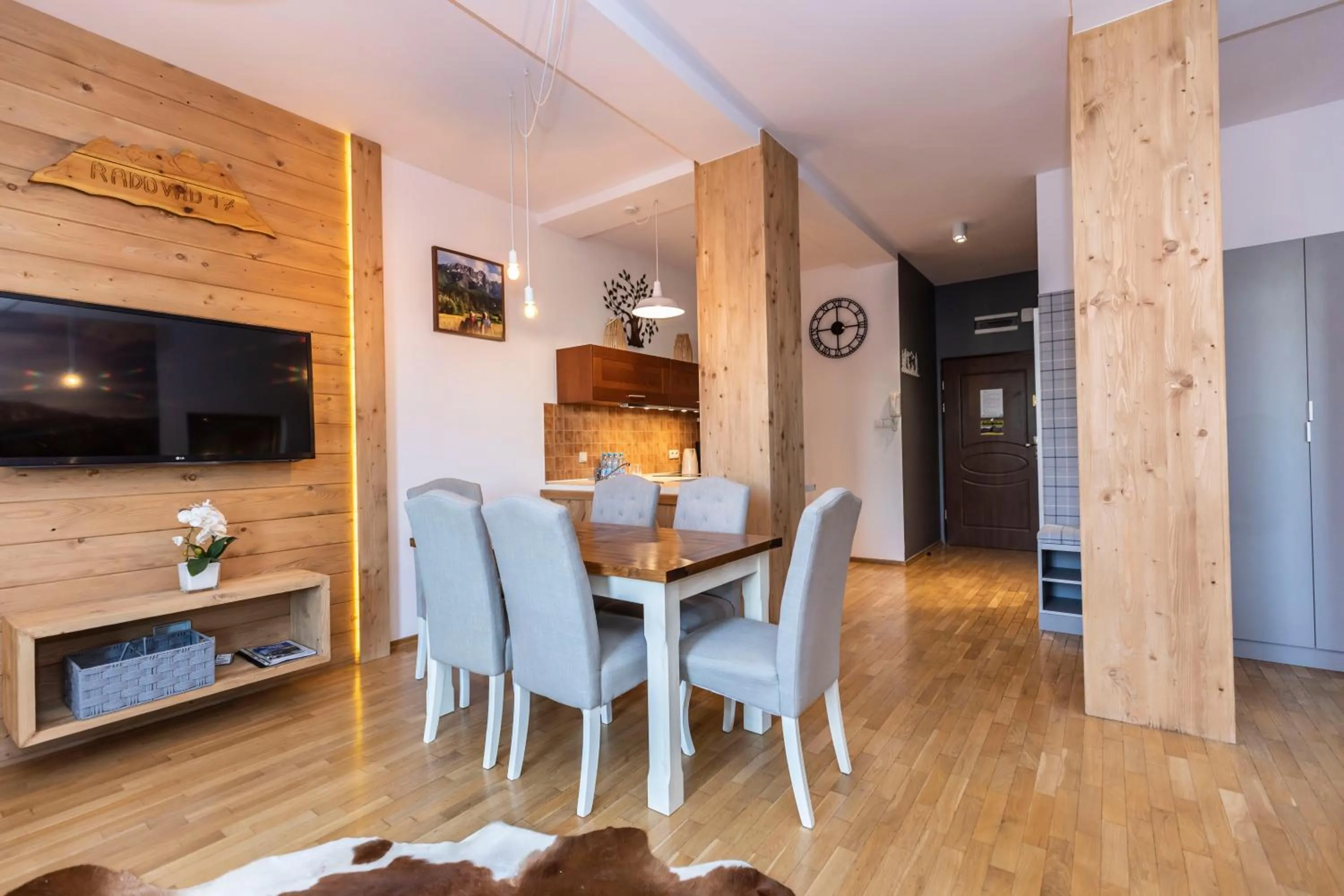 TV and multimedia in TatryTOP Radowid basen sauna