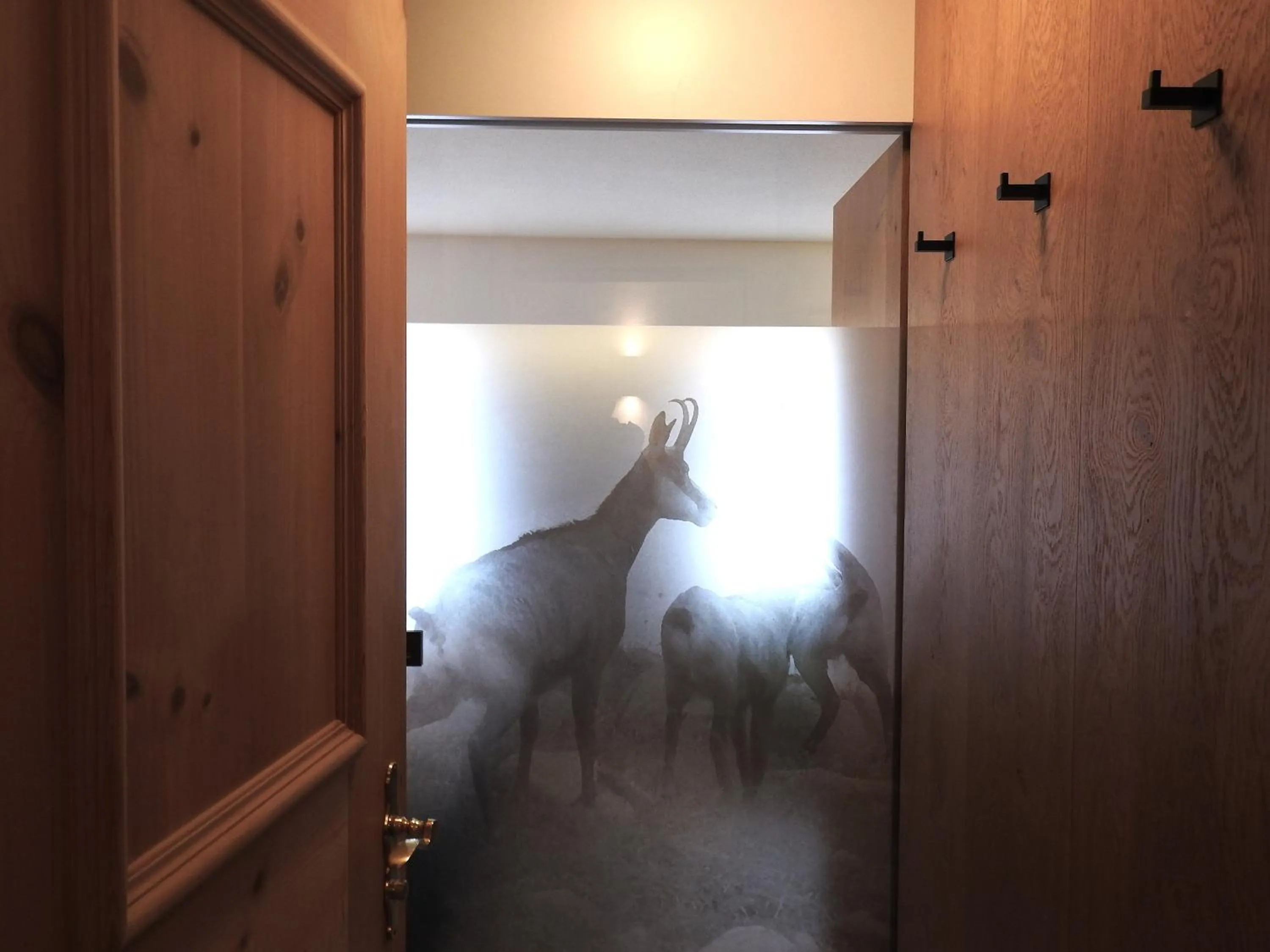 wardrobe in Hotel Spöl Restaurant