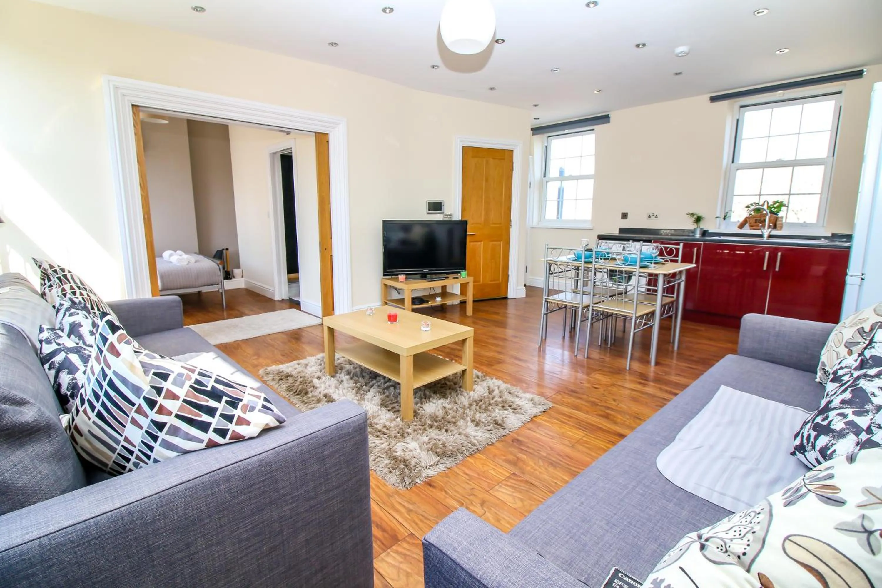 Kitchen or kitchenette in City view flat @ Liverpool st.