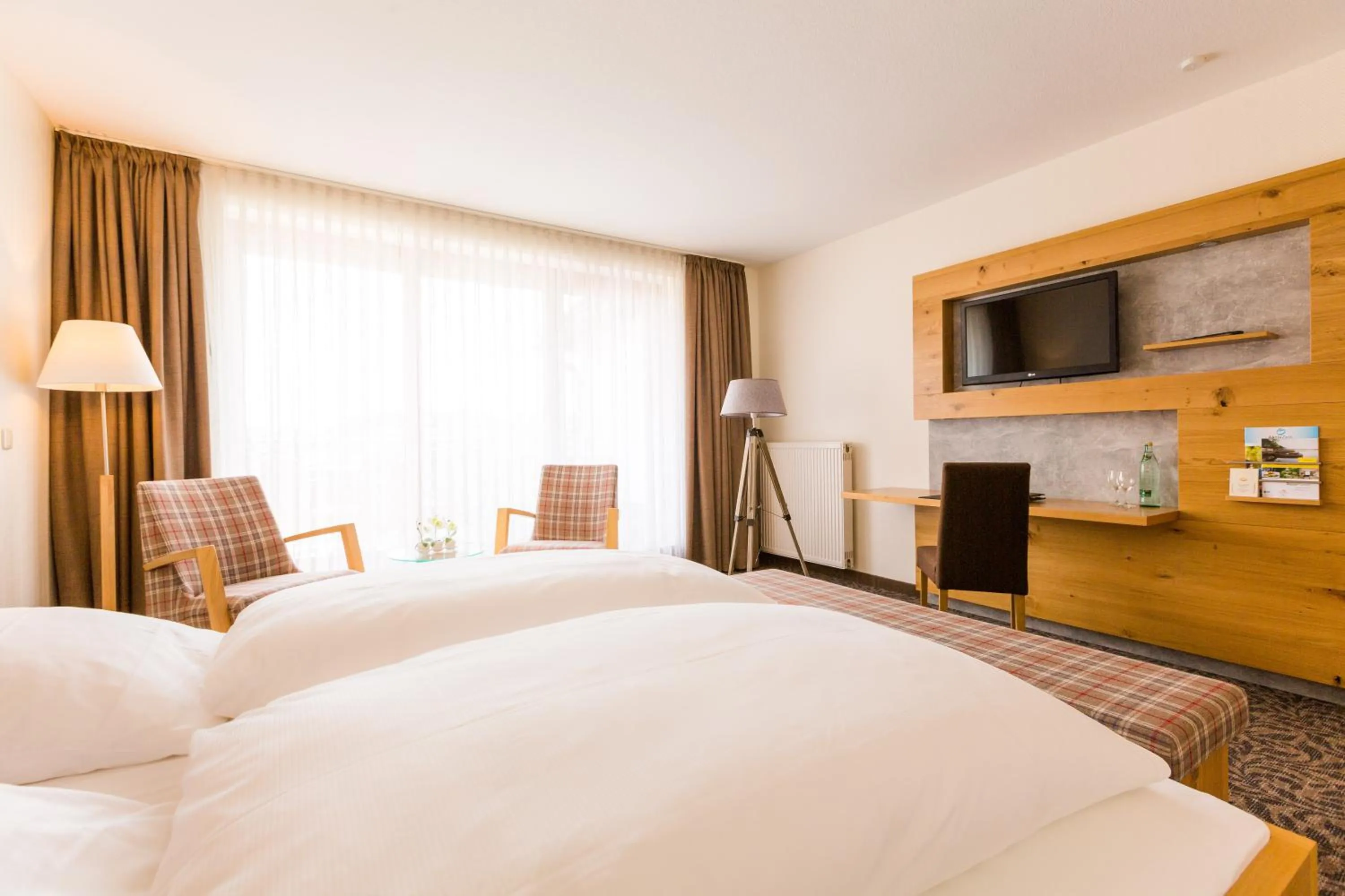 Photo of the whole room, Bed in Germanenhof