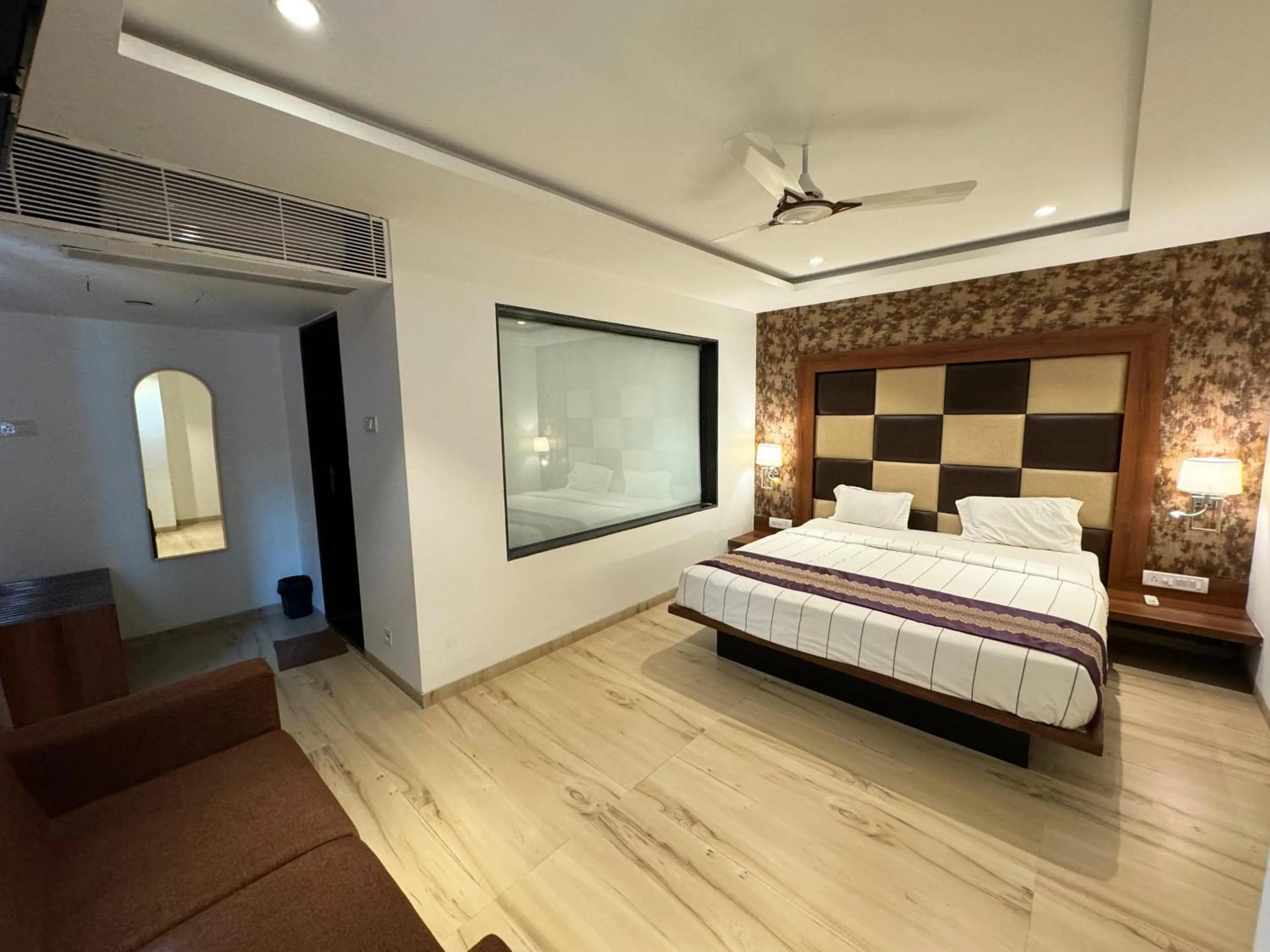 Bed in Picaddle The Luxury Boutique Hotel