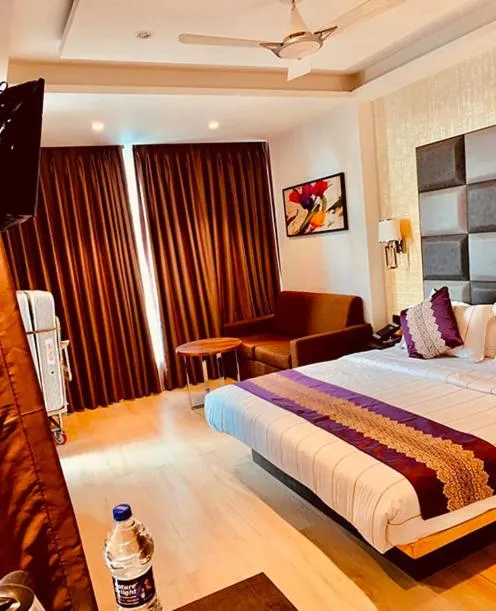 Bed in Picaddle The Luxury Boutique Hotel