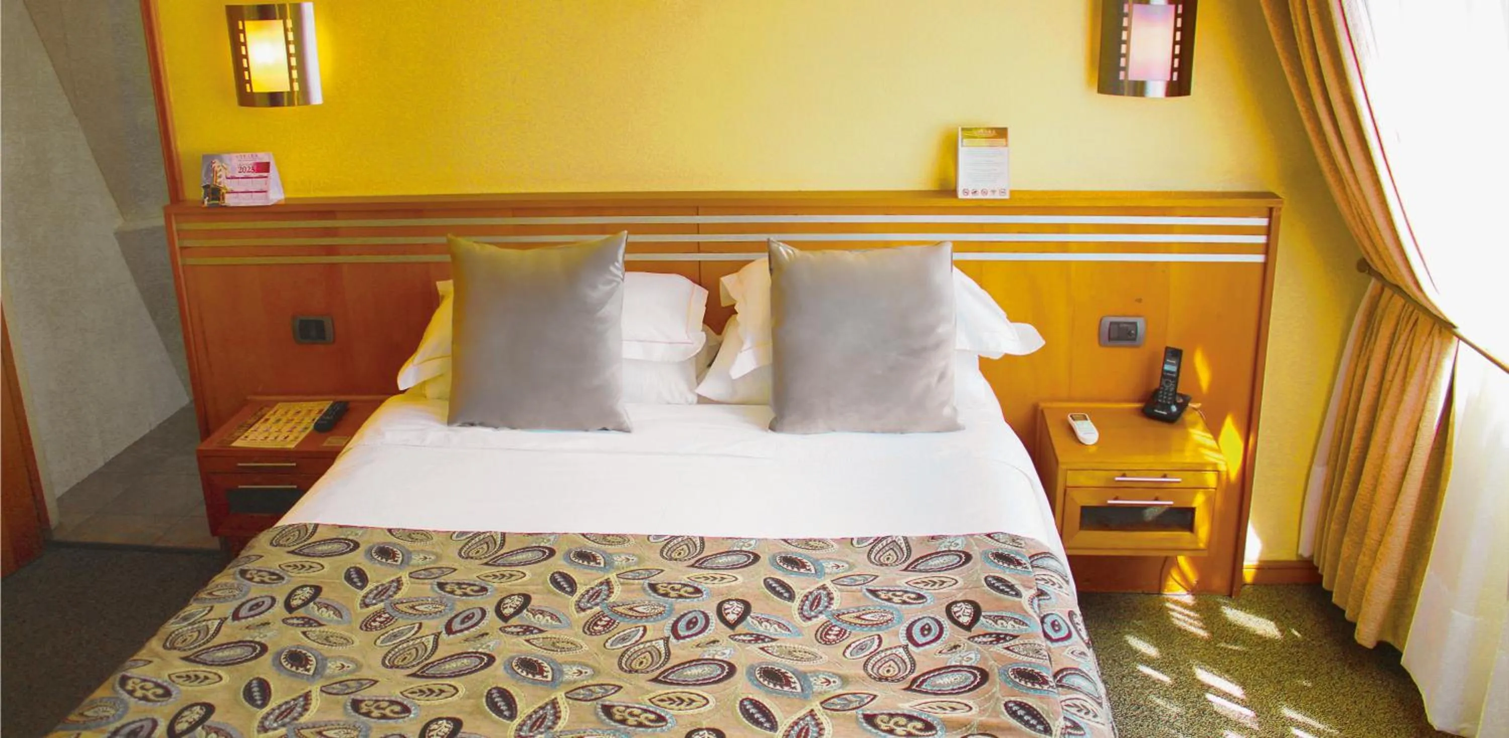 Bed in Hotel Restaurante Ankara