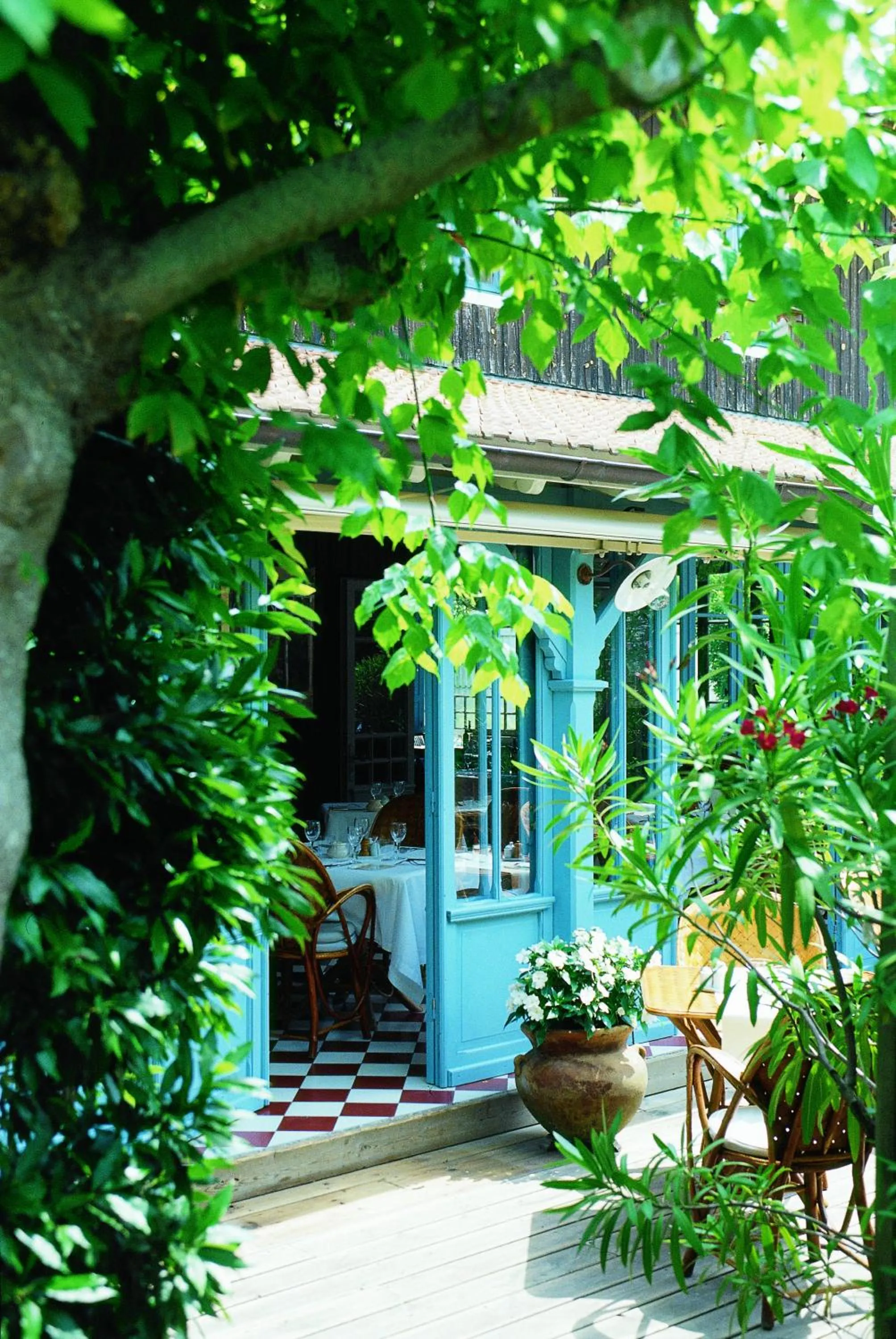 Patio in La Maison du Bassin