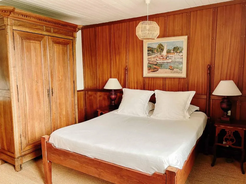 Bed in La Maison du Bassin