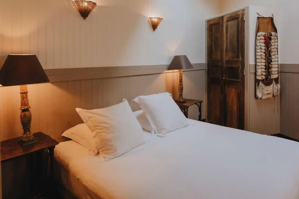 Bed in La Maison du Bassin
