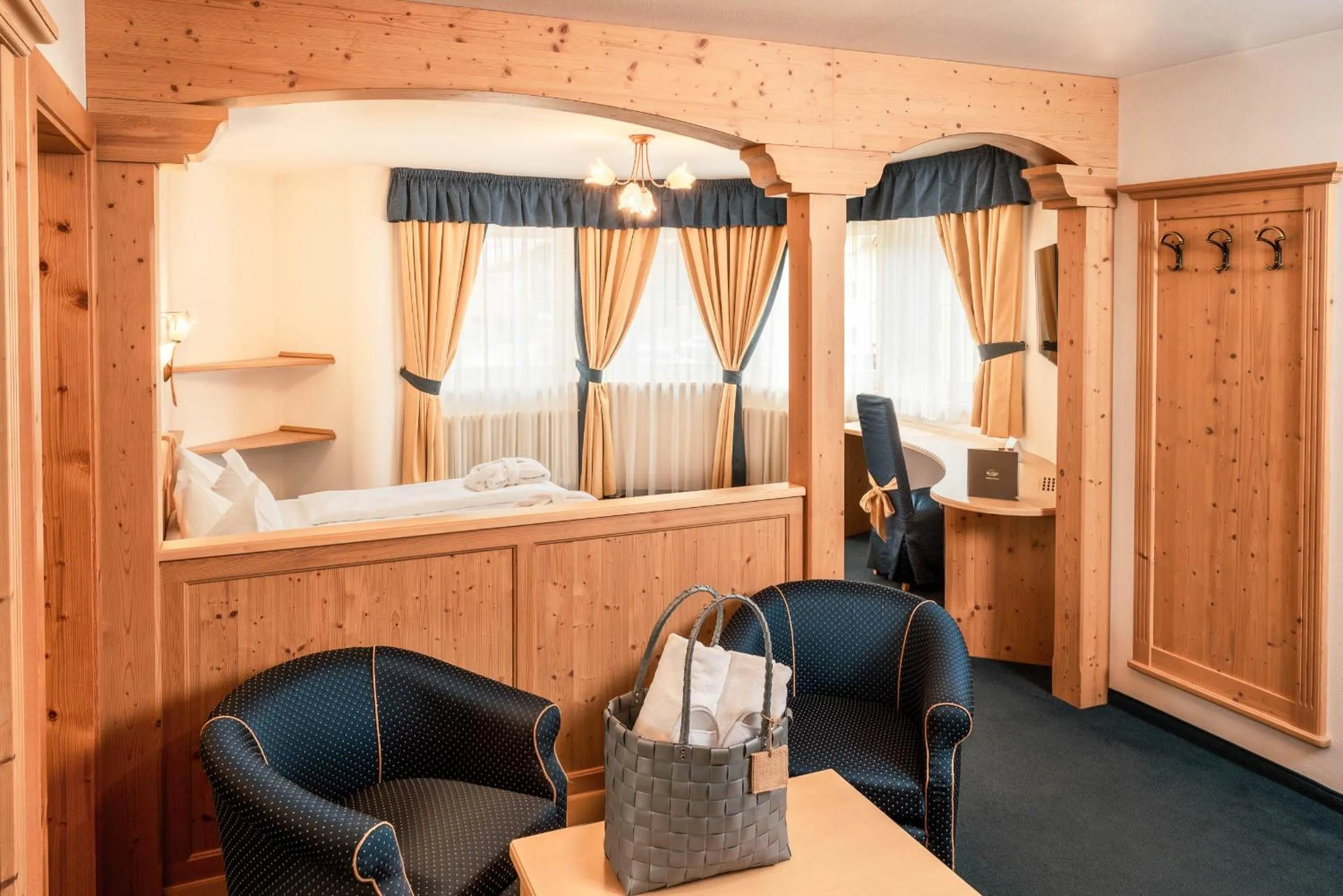 Bedroom in Hotel La Perla Wellness & Beauty