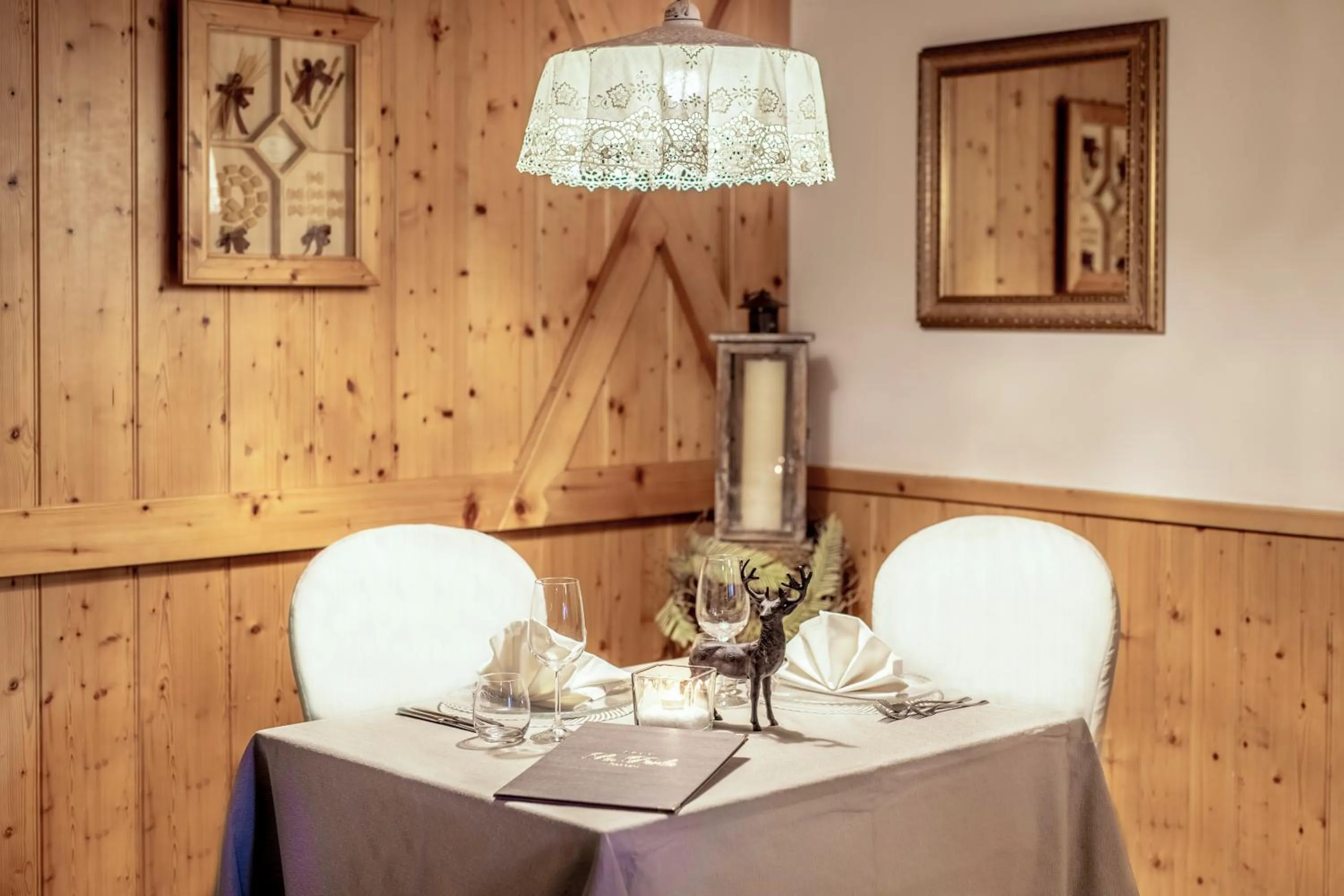 Restaurant/places to eat in Hotel La Perla Wellness & Beauty