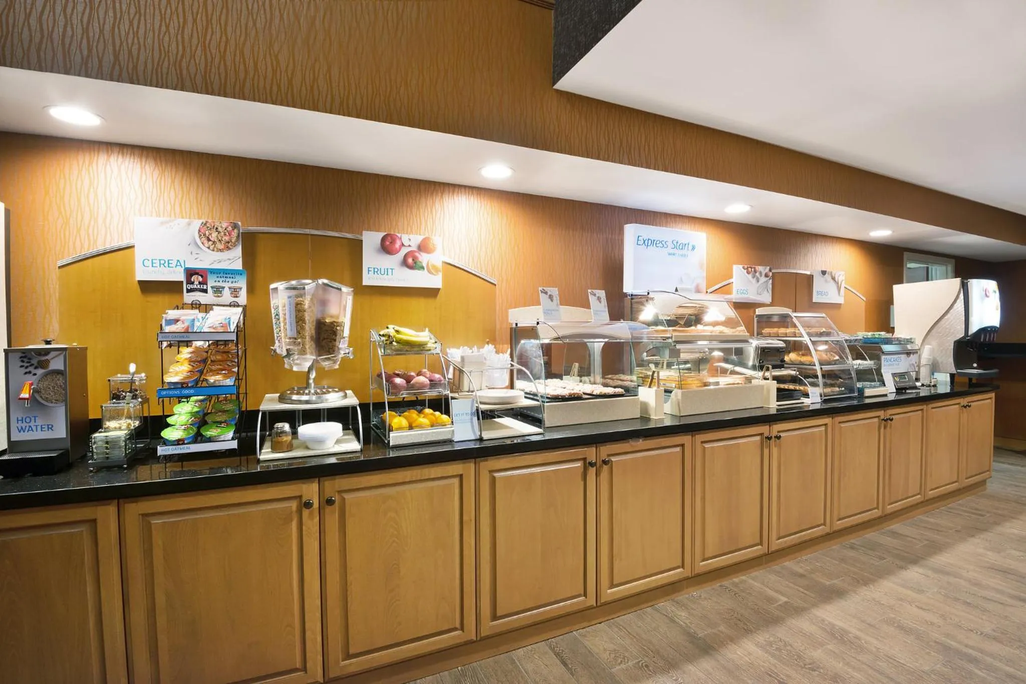 Breakfast in Holiday Inn Express Hotel & Suites Fraser Winter Park Area by IHG